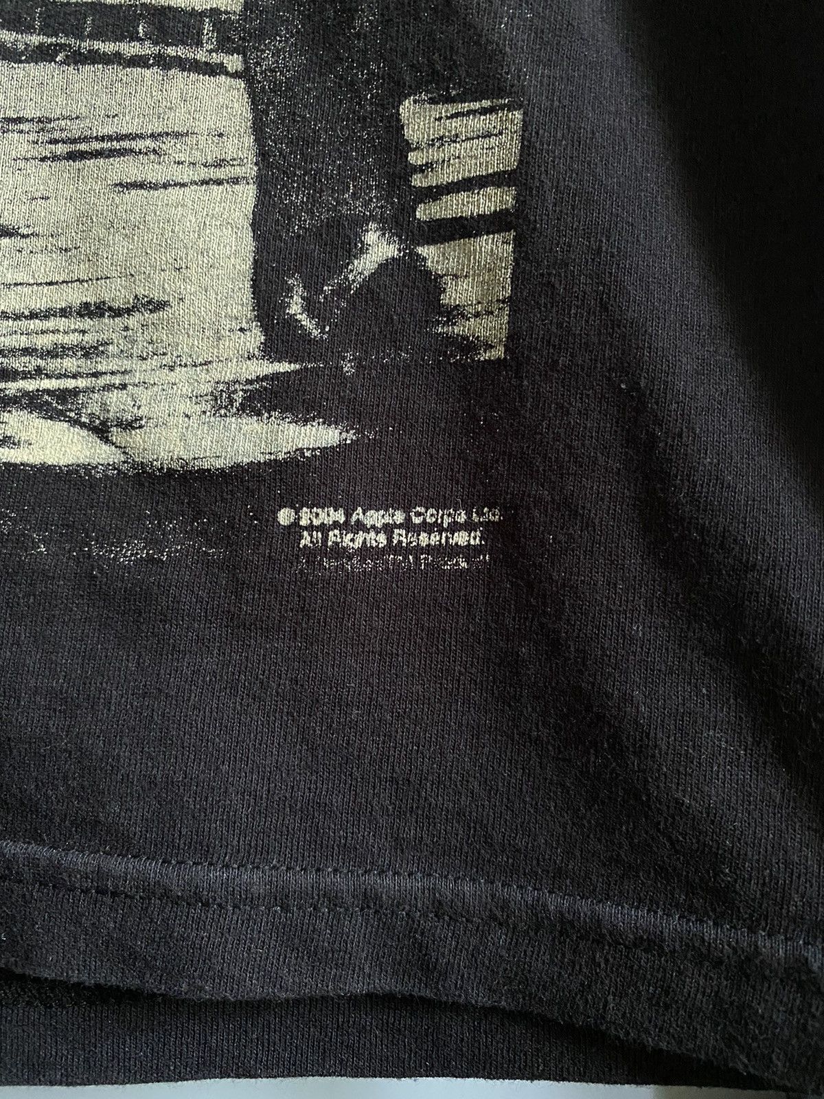 Band Tees The Beatles 2004 Band T Shirt Men’s S Black Big Logo Size US S / EU 44-46 / 1 - 6 Thumbnail