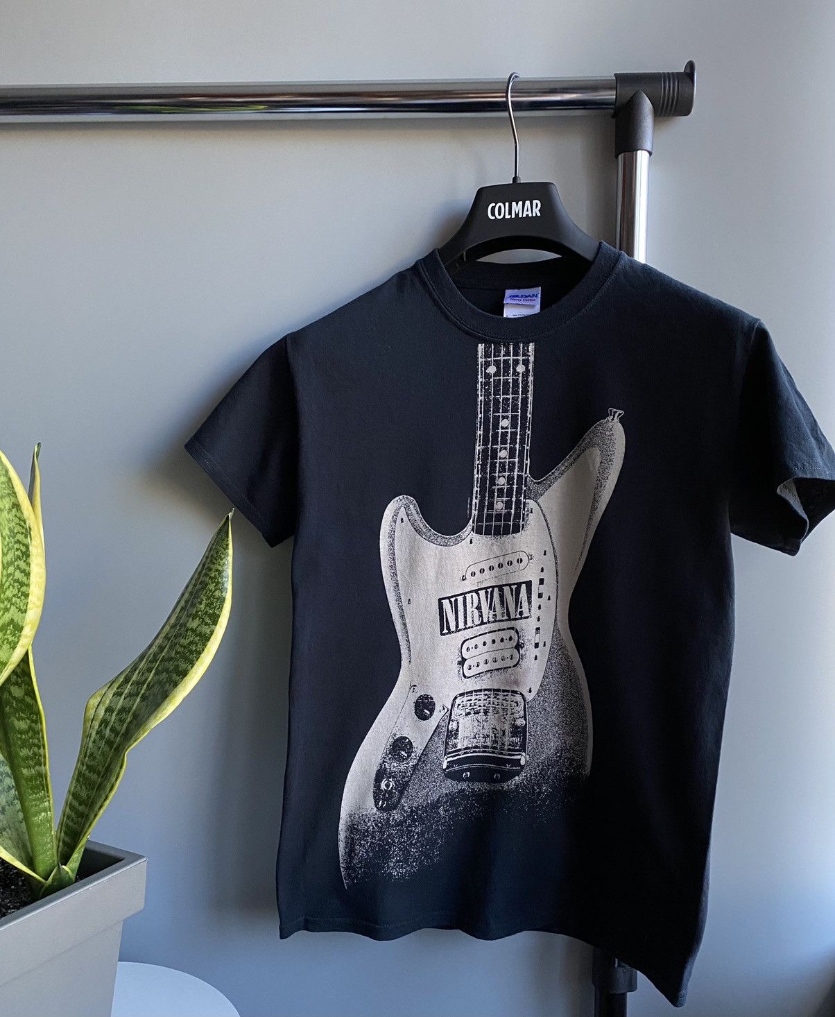Band Tees Nirvana 2005 Vintage T Shirt Kurt Cobain Grunge Band Size US S / EU 44-46 / 1 - 1 Thumbnail