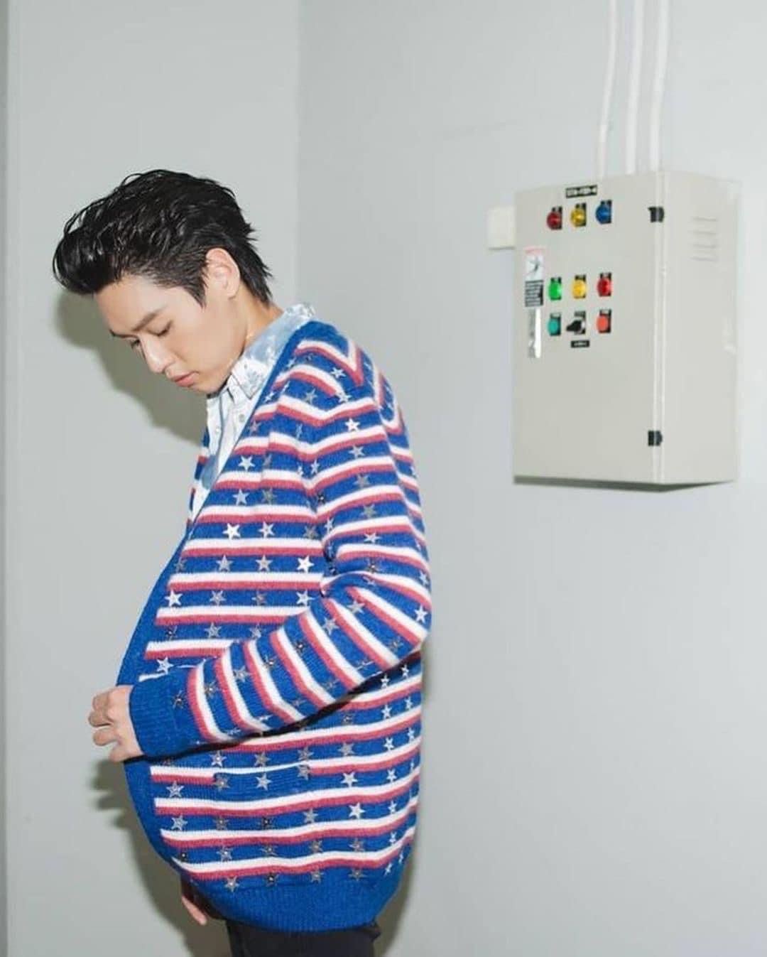 Celine × Hedi Slimane SS21 Star Embroidered Loose Cardigan sz S Size US S / EU 44-46 / 1 - 18 Thumbnail