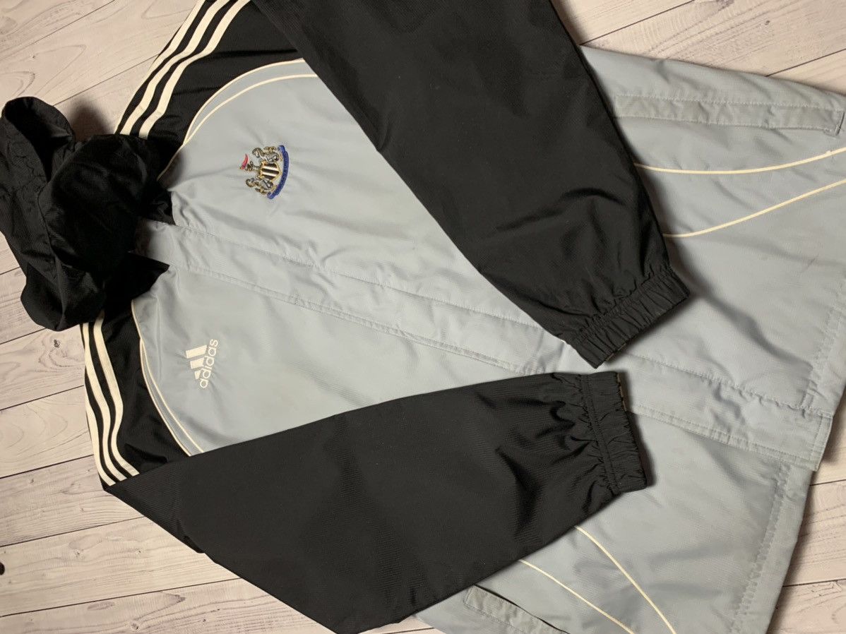 Adidas × Vintage Vintage New Castle United jacket adidas size S Size US S / EU 44-46 / 1 - 8 Thumbnail