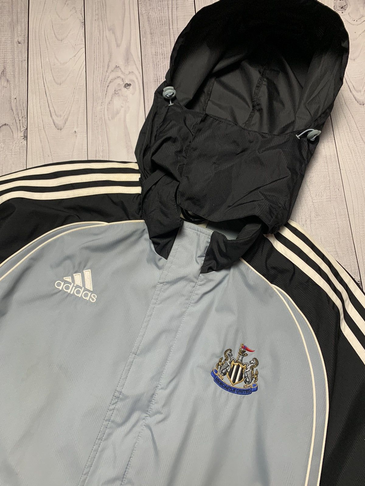 Adidas × Vintage Vintage New Castle United jacket adidas size S Size US S / EU 44-46 / 1 - 3 Thumbnail