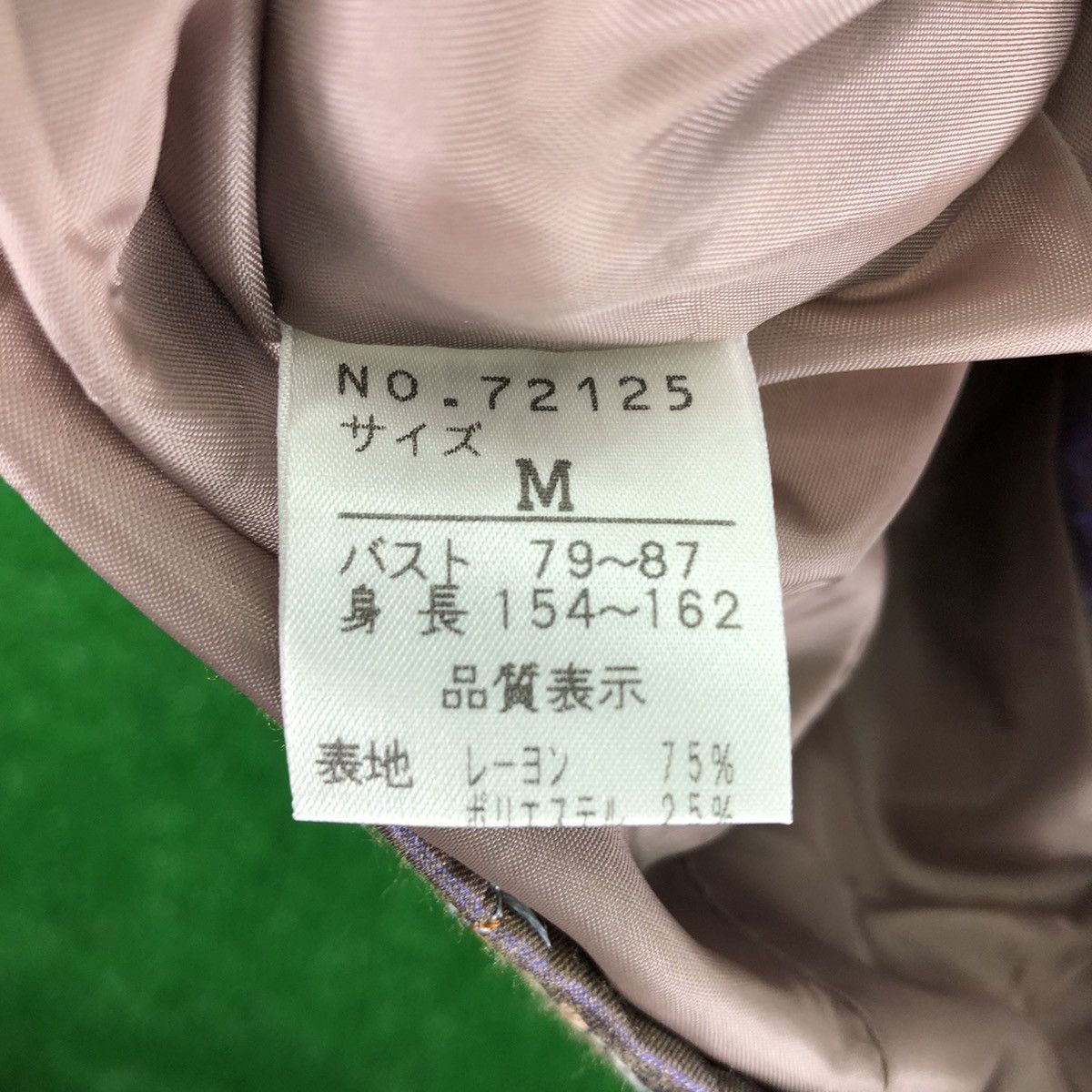 Japanese Brand × Vintage Vintage Reflect Light Embroidery Women Jacket by Sophia Size S / US 4 / IT 40 - 16 Thumbnail