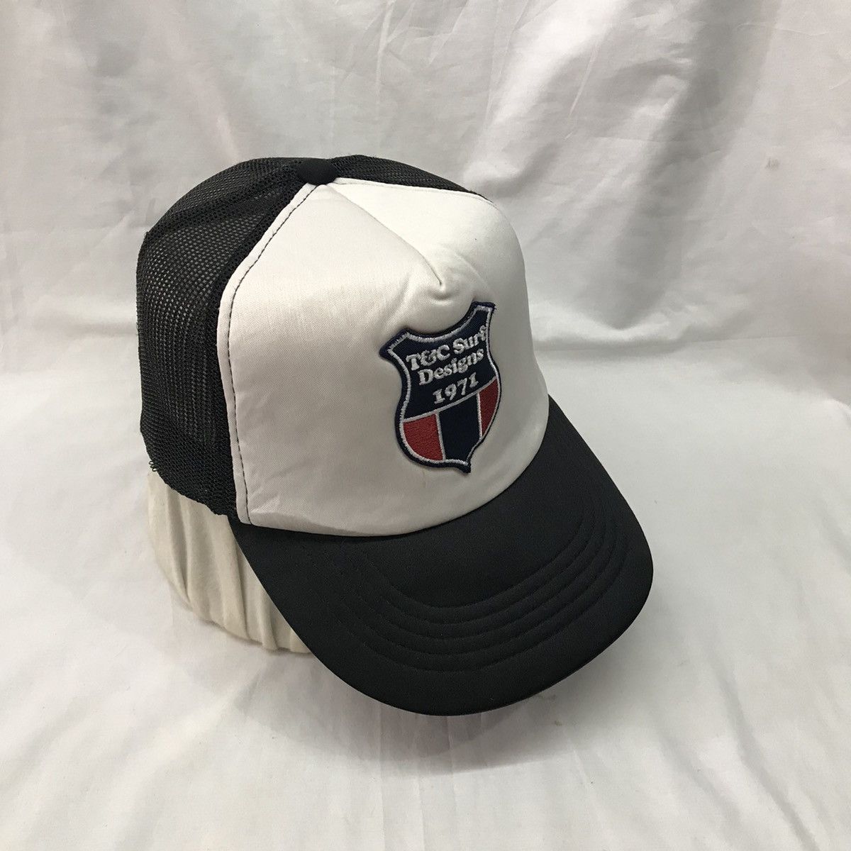 Designer T&C Surf Design Trucker Hats Size ONE SIZE - 4 Thumbnail