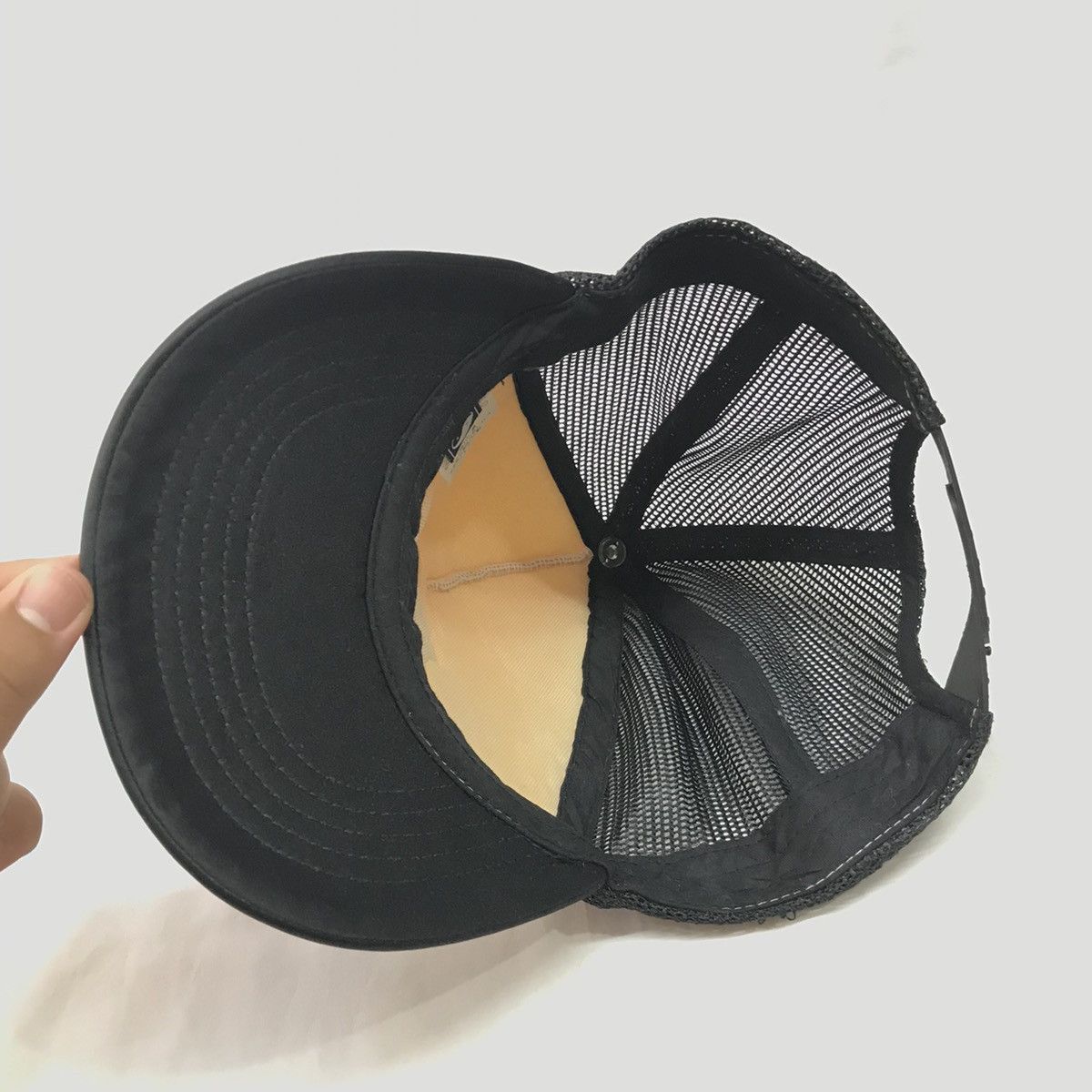 Designer T&C Surf Design Trucker Hats Size ONE SIZE - 7 Thumbnail