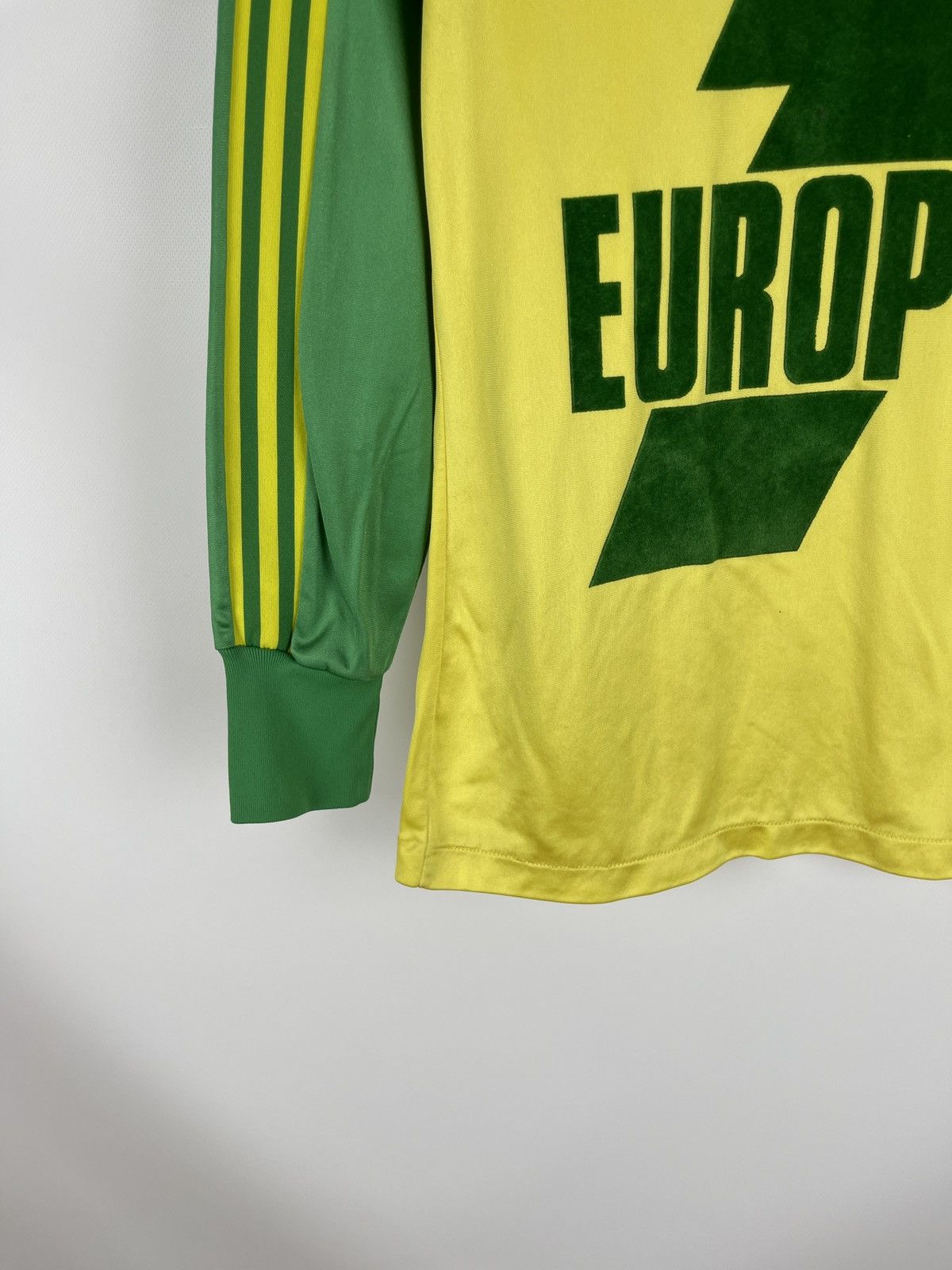 Adidas Adidas Nantes 1977 1979 home soccer jersey football shirt Size US S / EU 44-46 / 1 - 3 Thumbnail