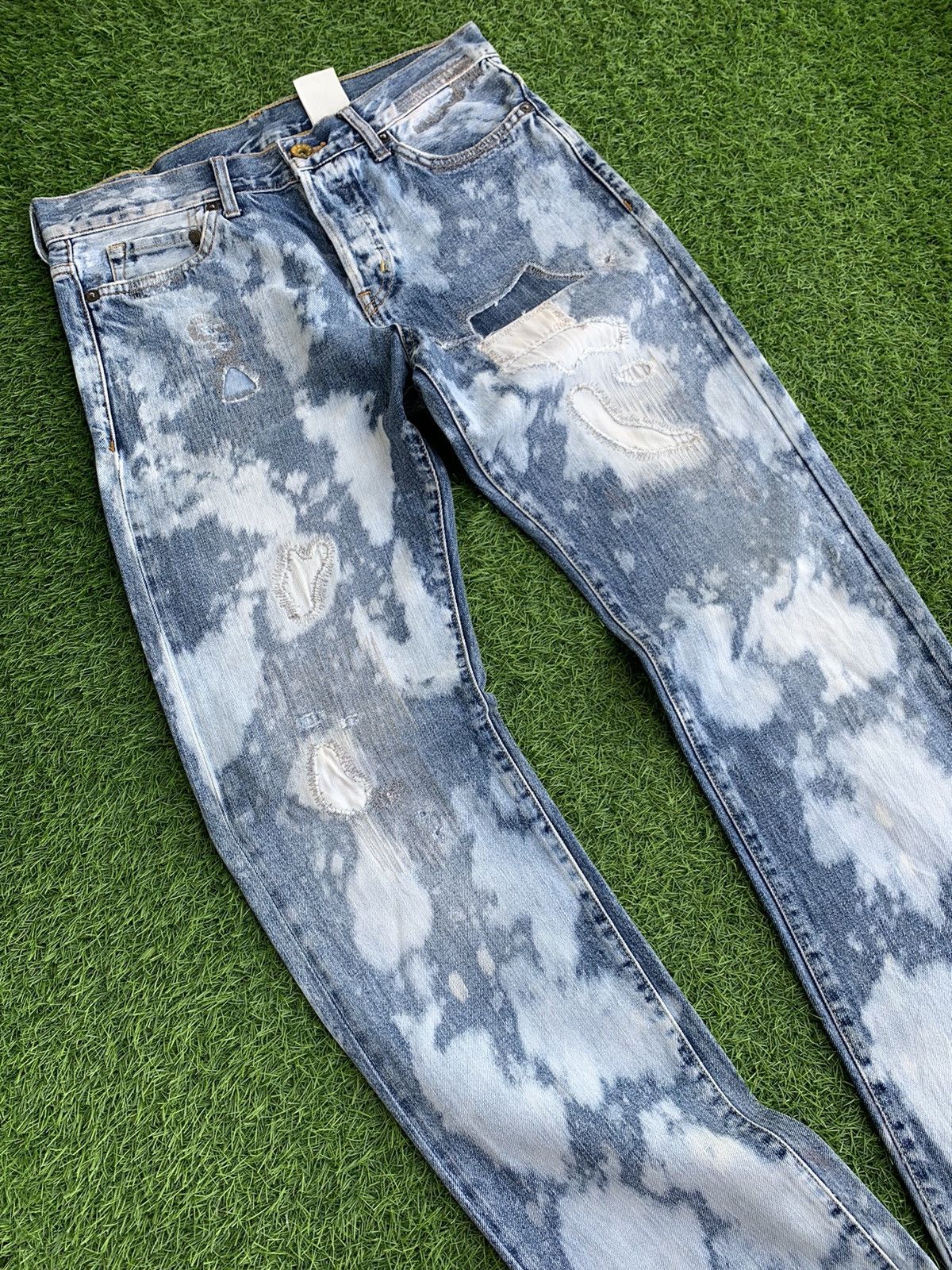 Denime Rare H&N Distressed Bleach Jeans Size US 29 - 13 Thumbnail