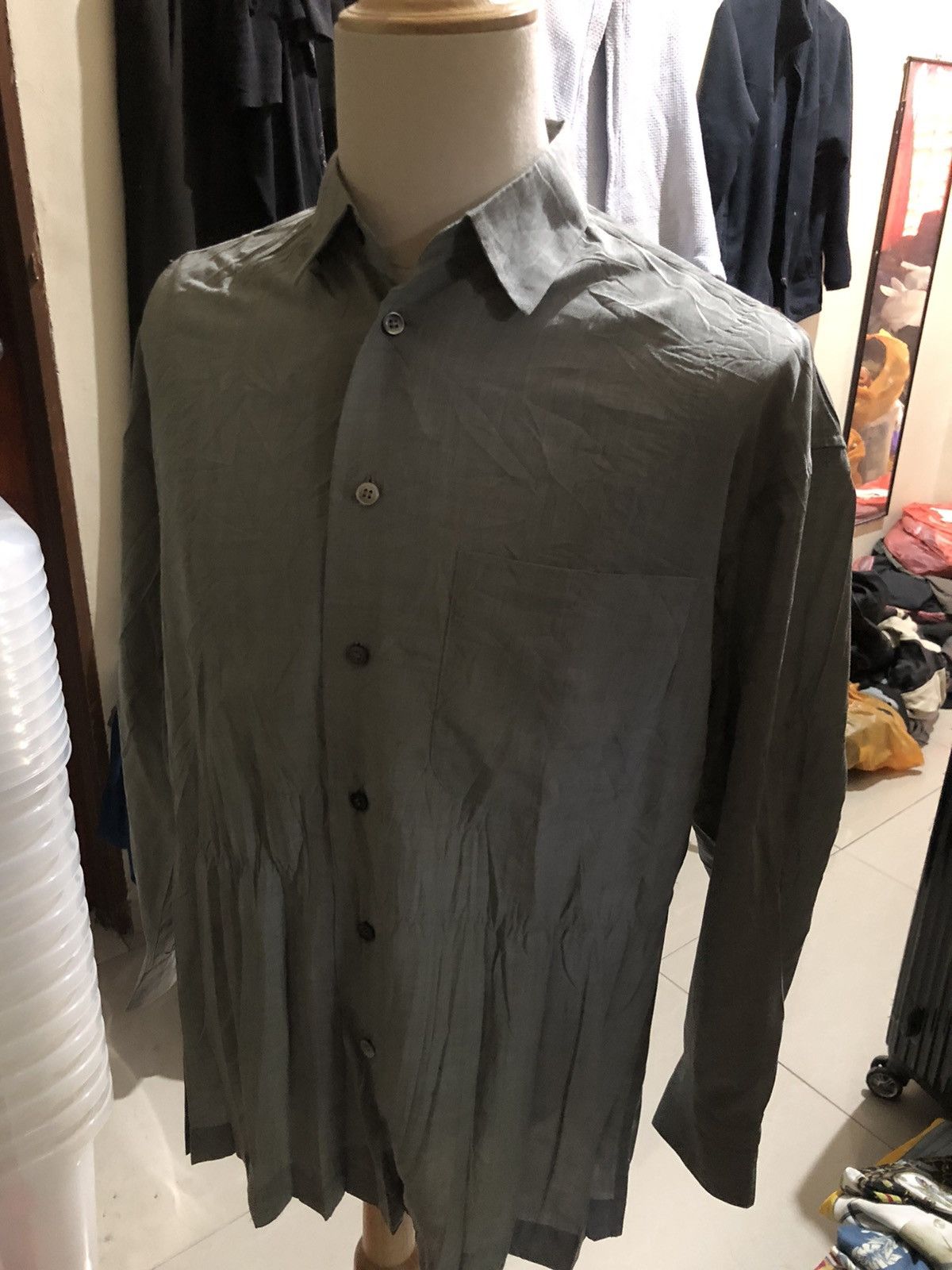 Pleats Please Issey Miyake Issey Miyake Unusual Pleat Bottom O/S Button Shirt Size US L / EU 52-54 / 3 - 10 Thumbnail