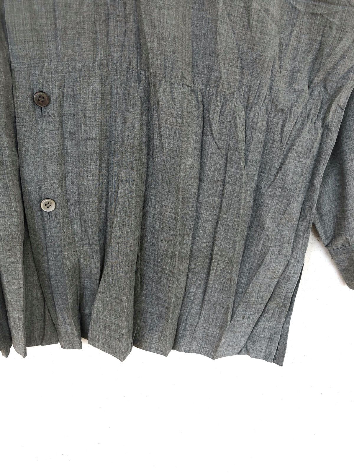 Pleats Please Issey Miyake Issey Miyake Unusual Pleat Bottom O/S Button Shirt Size US L / EU 52-54 / 3 - 4 Thumbnail