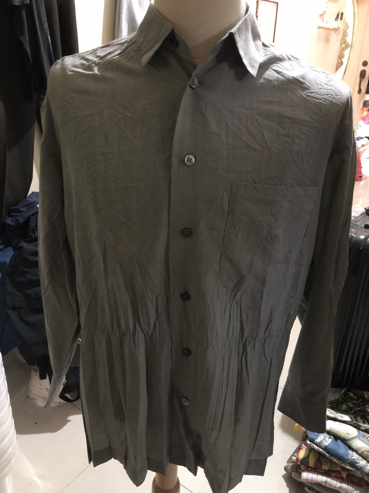 Pleats Please Issey Miyake Issey Miyake Unusual Pleat Bottom O/S Button Shirt Size US L / EU 52-54 / 3 - 11 Thumbnail