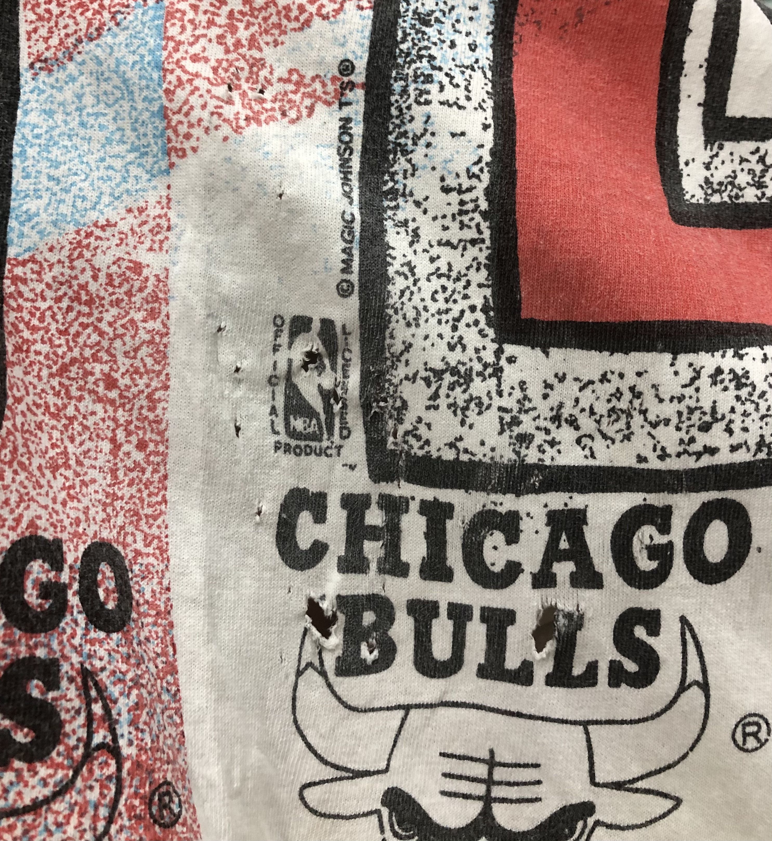 NBA Vintage Chicago Bulls Fullprint By Magic Johnson Tshirt Size US XXL / EU 58 / 5 - 10 Thumbnail
