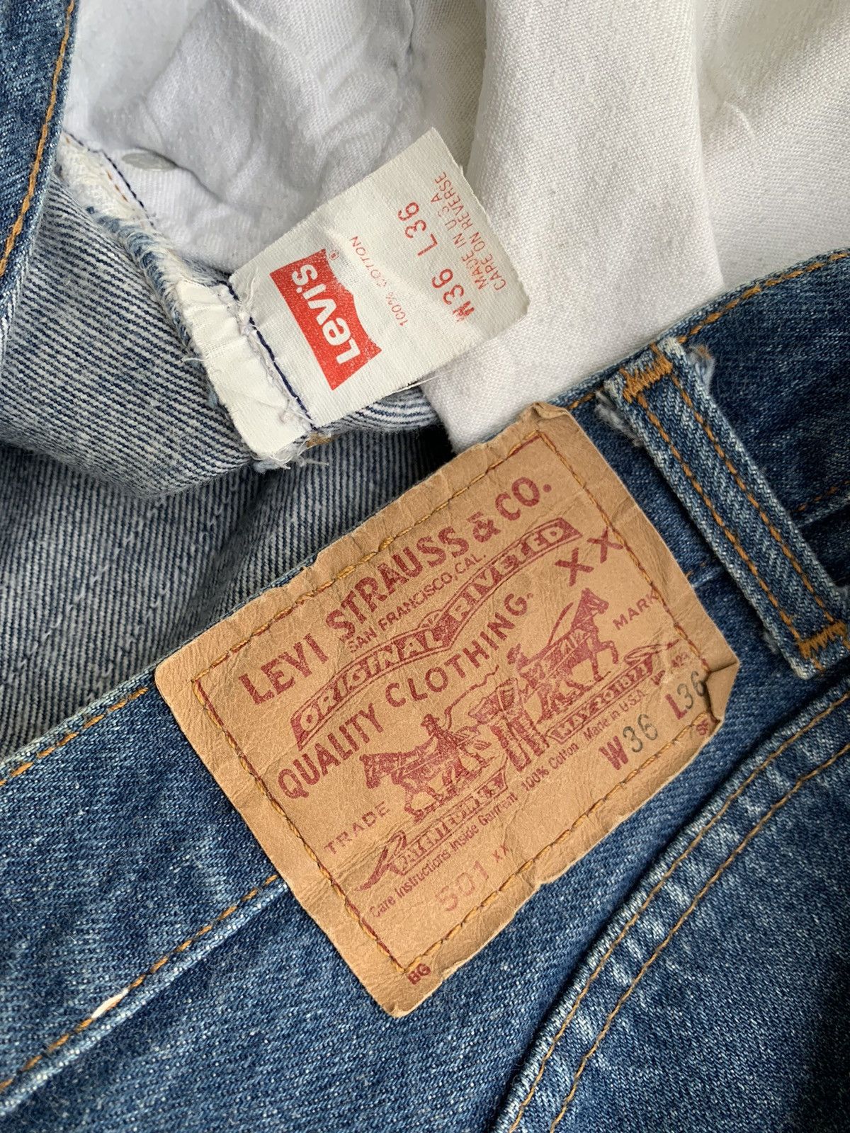 Levi's × Levi's Vintage Clothing × Vintage Vintage 90s Levi’s 501xx Button Fly Denim Jeans Size US 34 / EU 50 - 14 Thumbnail