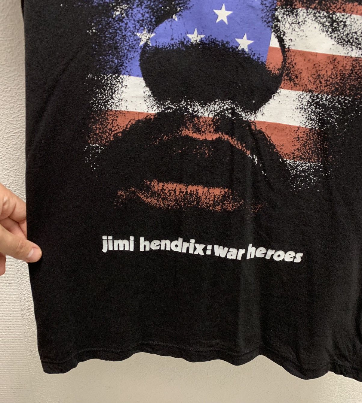 Band Tees Jimi Hendrix war heroes t-shirt black M size 2013 usa logo Size US M / EU 48-50 / 2 - 2 Thumbnail