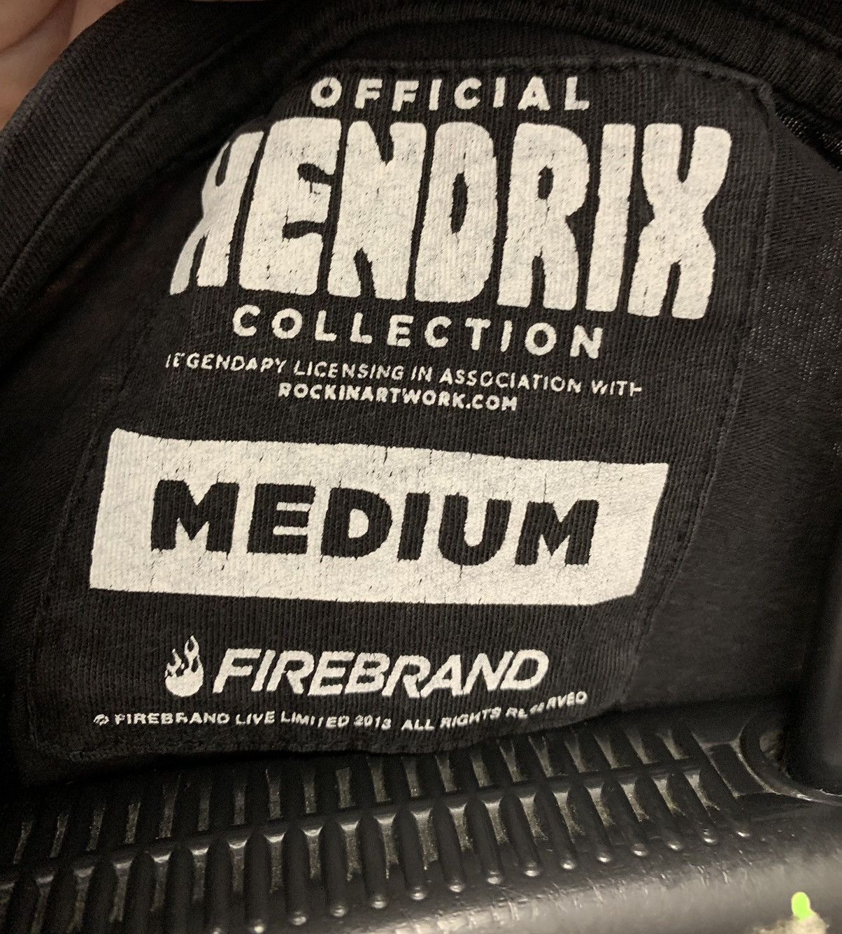 Band Tees Jimi Hendrix war heroes t-shirt black M size 2013 usa logo Size US M / EU 48-50 / 2 - 3 Thumbnail