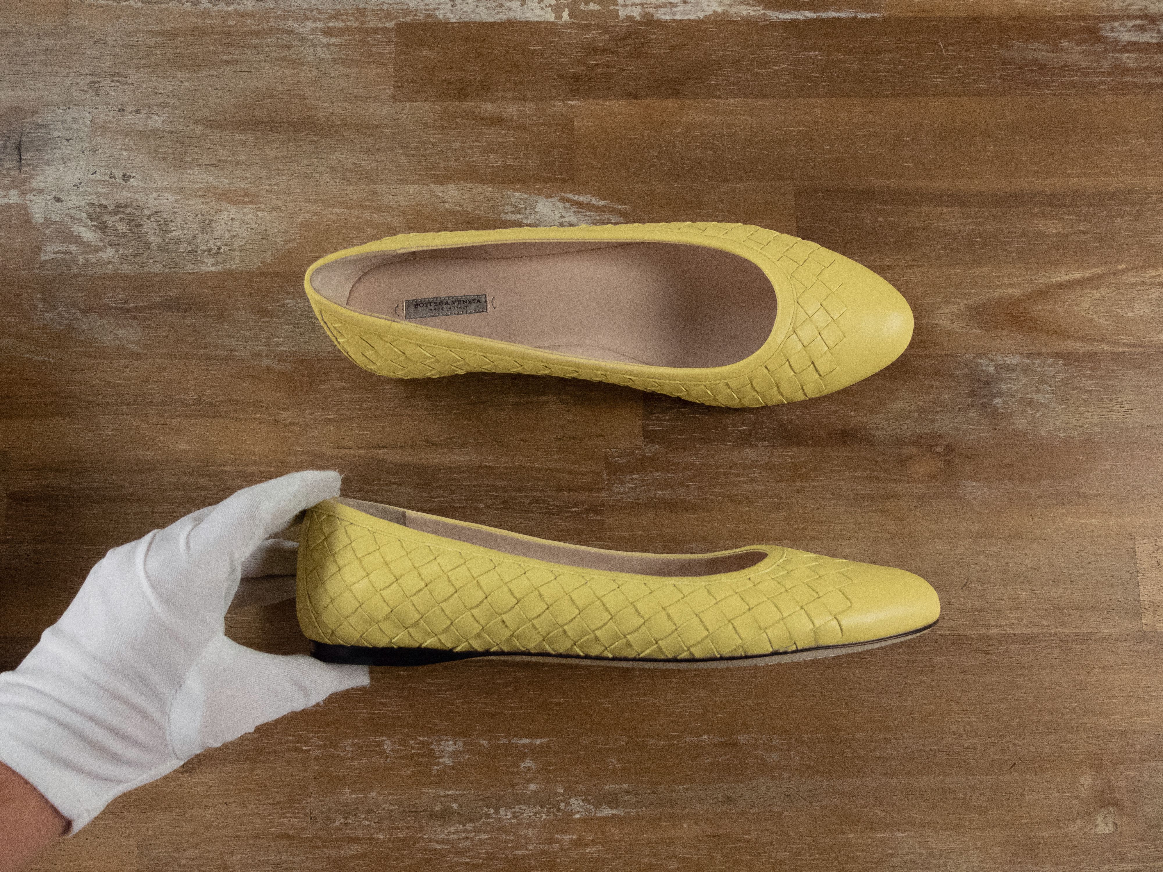 image of Bottega Veneta Lemon Yellow Leather Ballet Flats Shoes 39.5, Women's