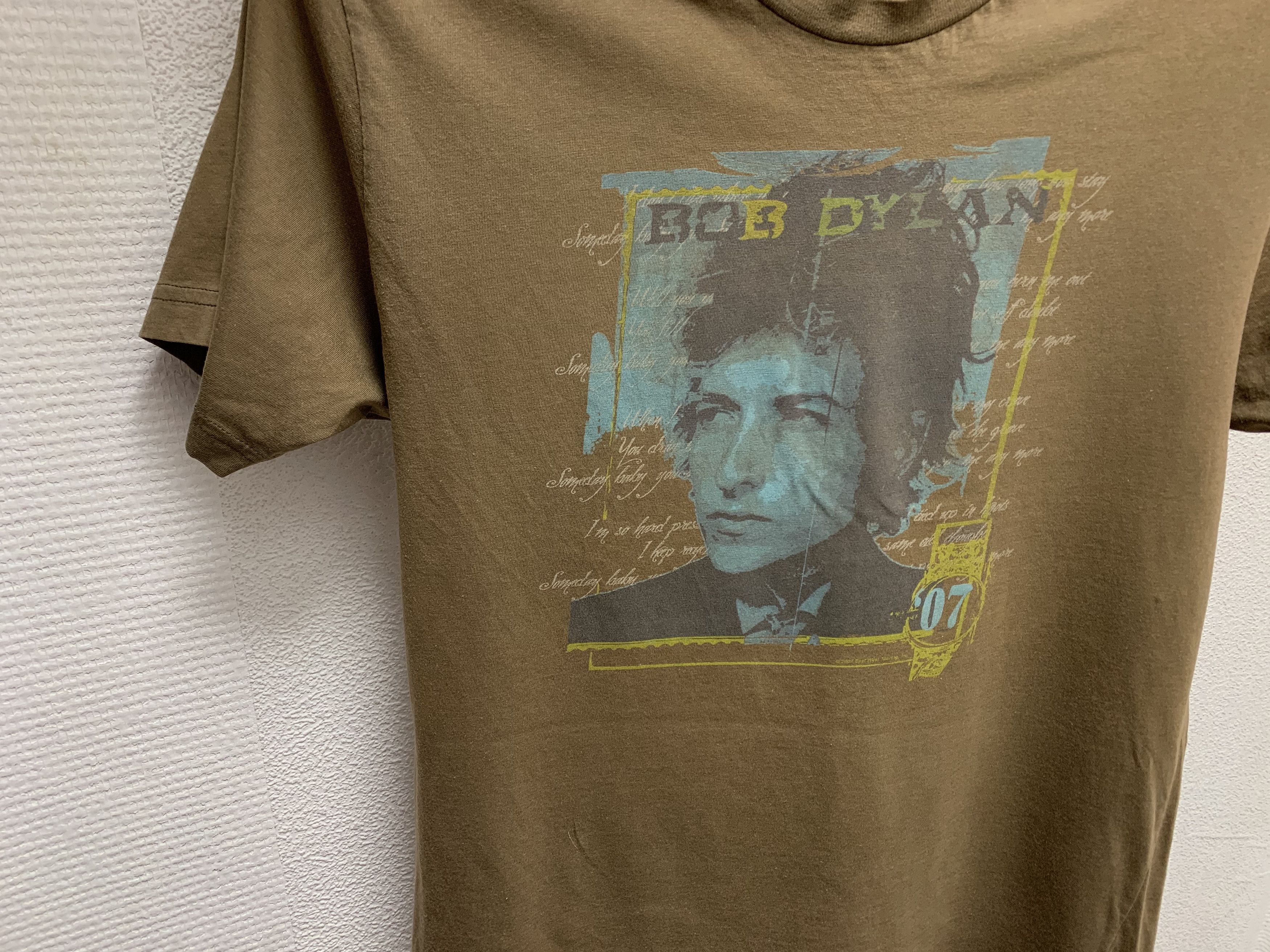 Band Tees Bob Dylan big logo t-shirt M sz Size US M / EU 48-50 / 2 - 2 Thumbnail