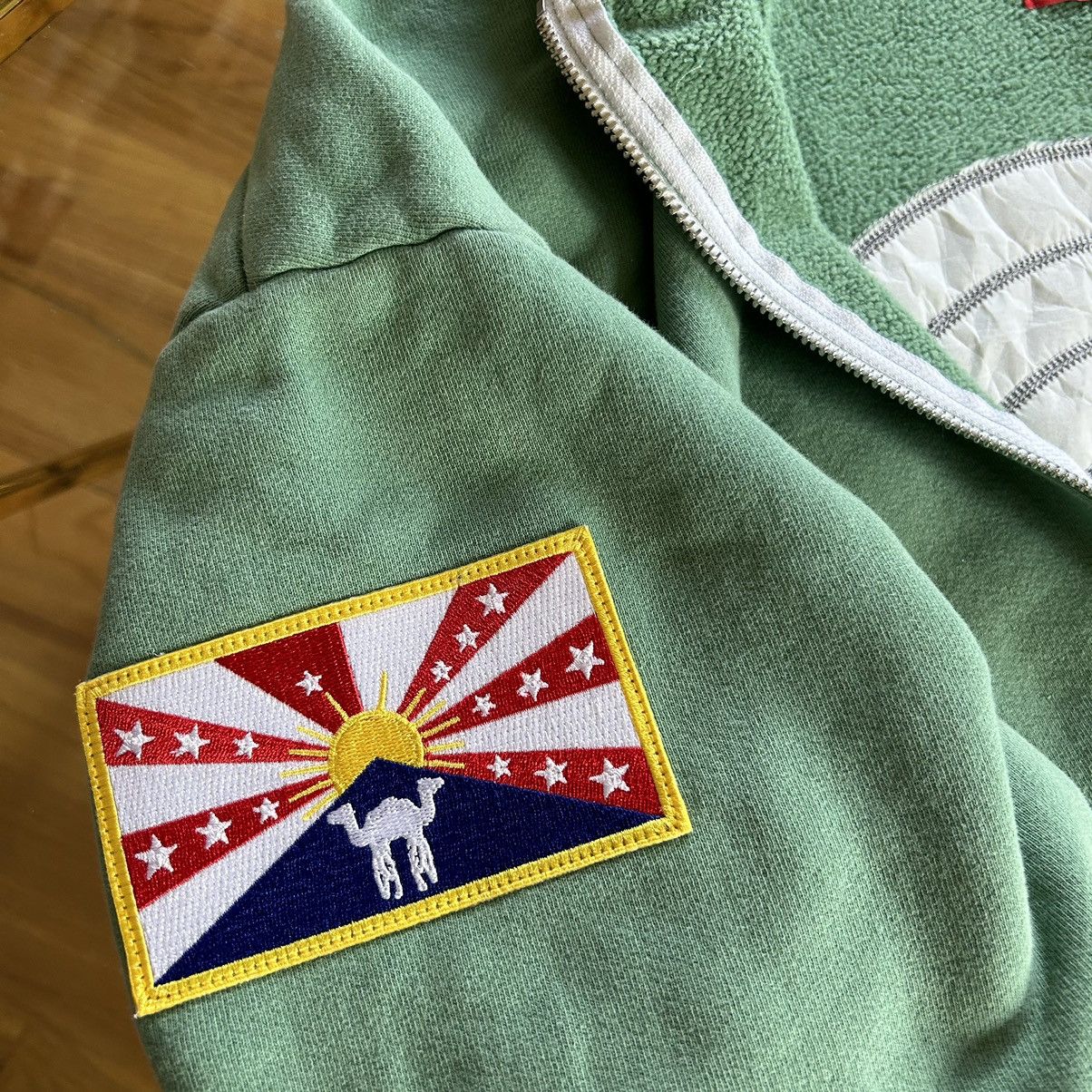 Aris Tatalovich × murd333r.fm PEACEMAKER BOXY CROPPED HEAVYWEiGHT ZiP UP HOODiE GREEN Size US L / EU 52-54 / 3 - 8 Thumbnail