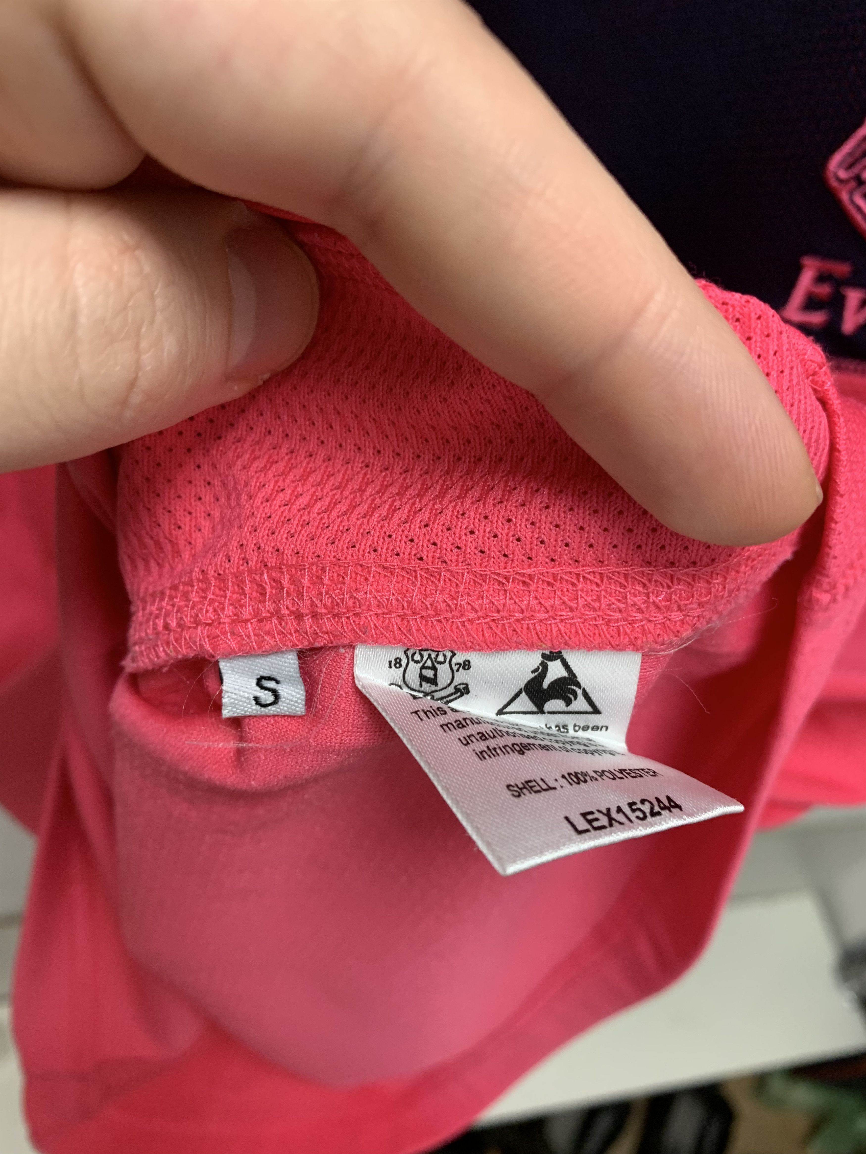 Le Coq Sportif Everton le coq sportif pink soccer jersey S Chang Size US S / EU 44-46 / 1 - 5 Thumbnail