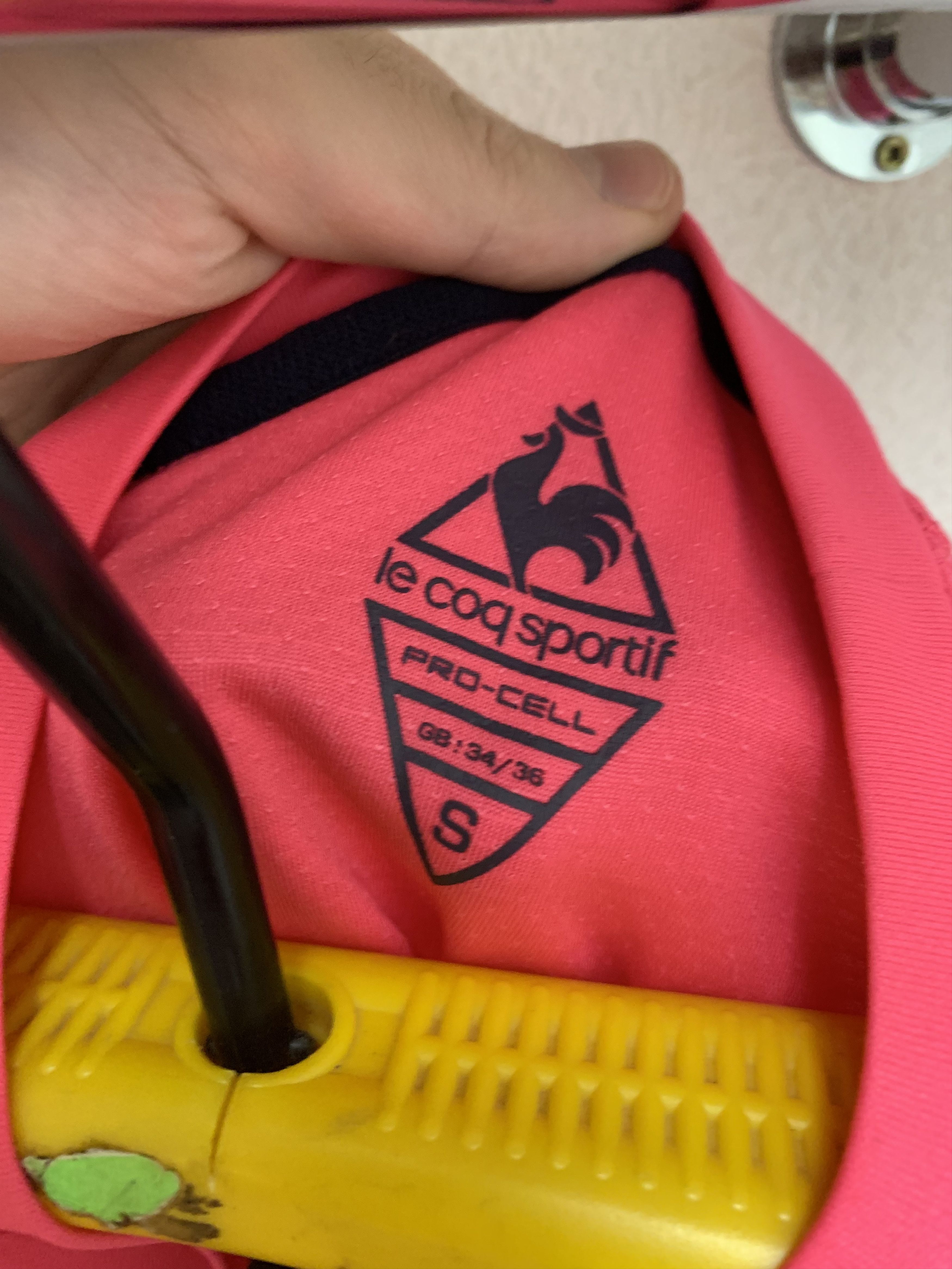 Le Coq Sportif Everton le coq sportif pink soccer jersey S Chang Size US S / EU 44-46 / 1 - 3 Thumbnail