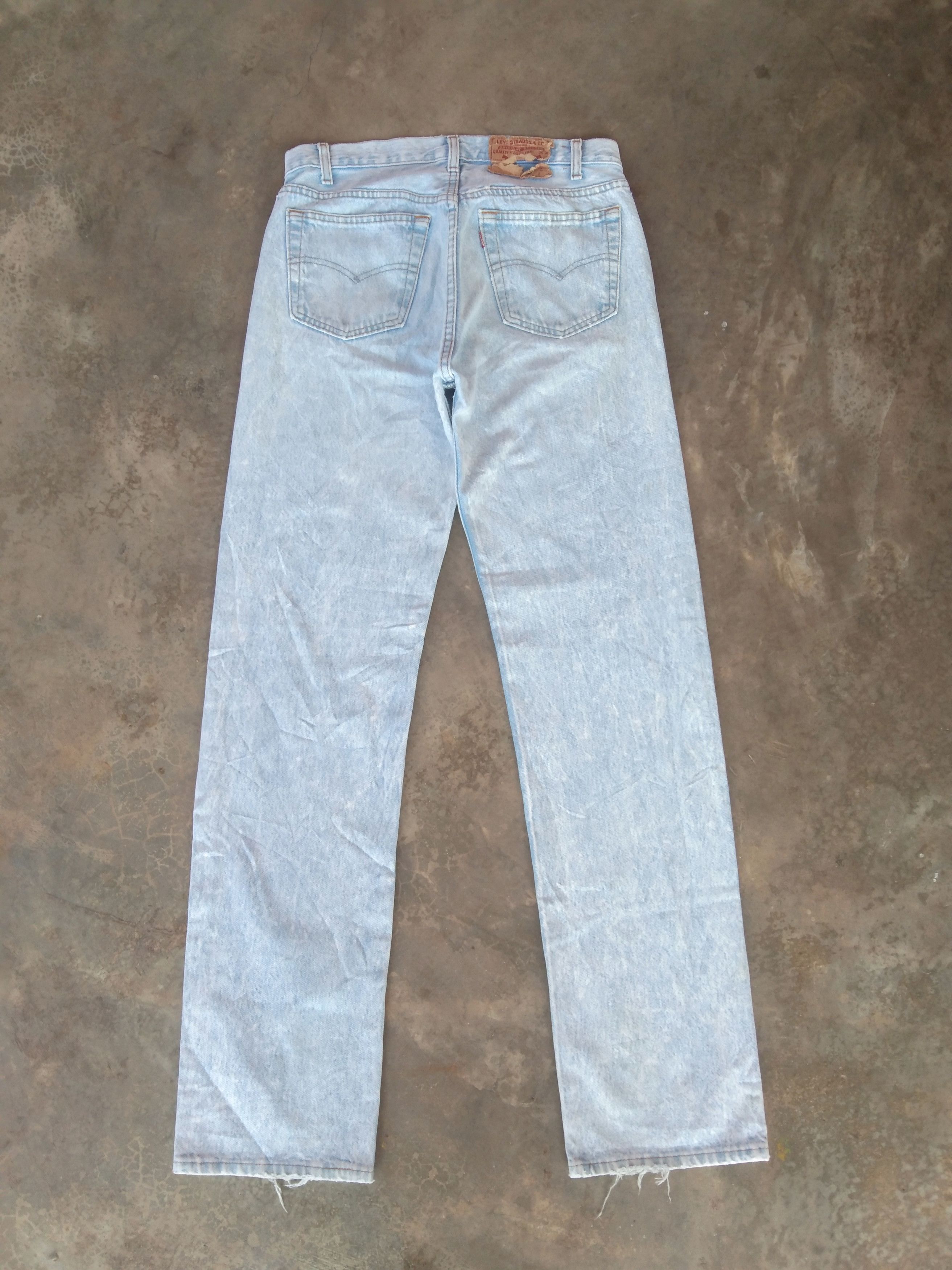Levi's 80s Vintage Levi's 501 Made In USA Distressed Jeans 31x34 Size US 31 - 2 Thumbnail