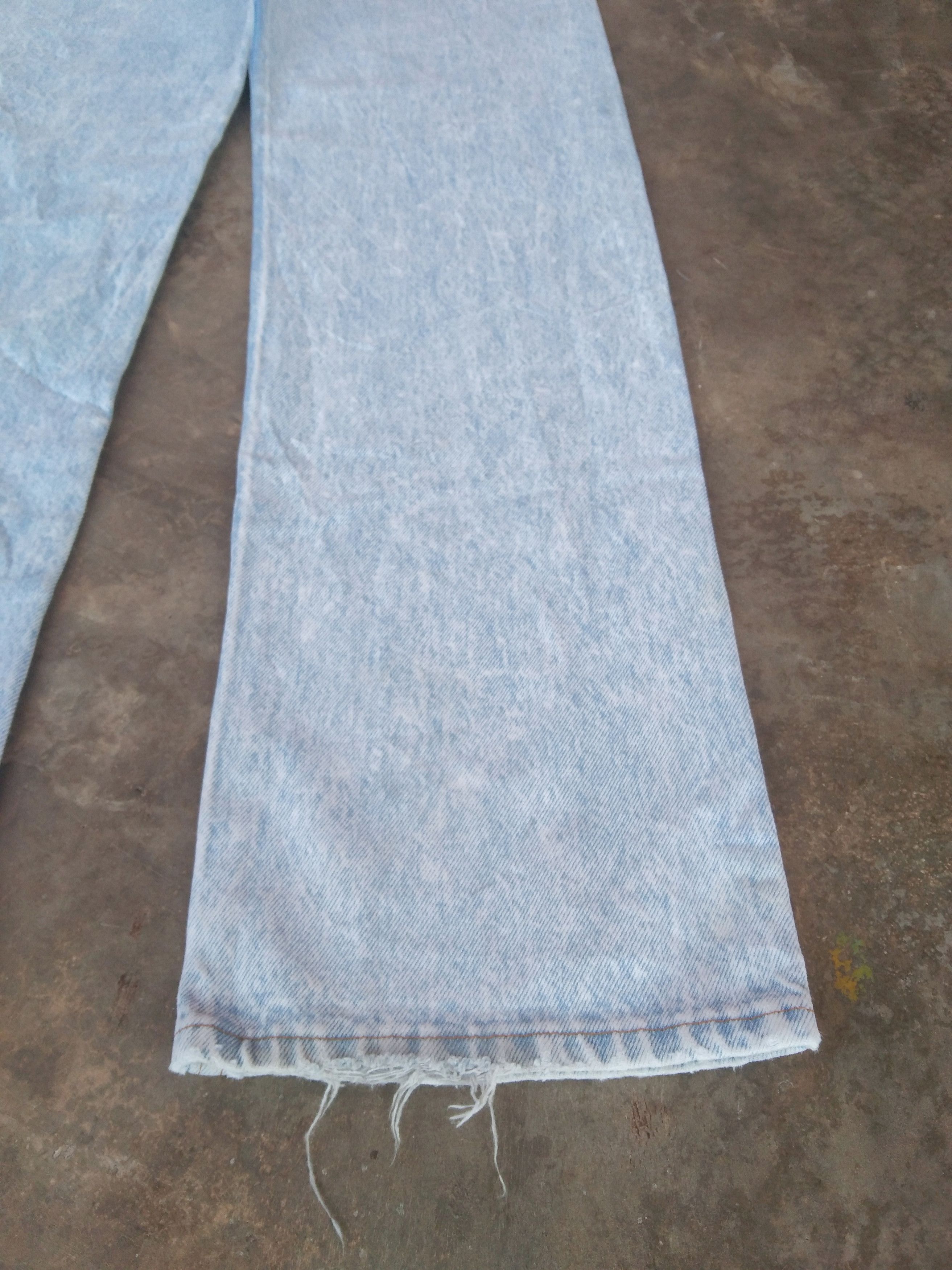 Levi's 80s Vintage Levi's 501 Made In USA Distressed Jeans 31x34 Size US 31 - 3 Thumbnail
