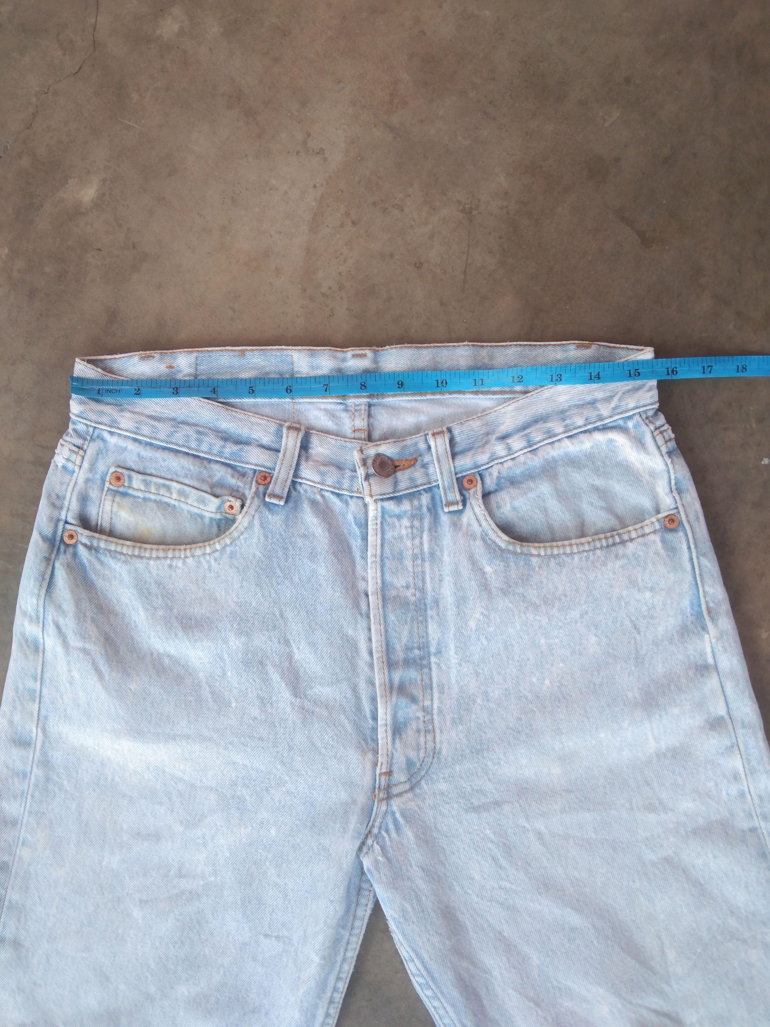 Levi's 80s Vintage Levi's 501 Made In USA Distressed Jeans 31x34 Size US 31 - 6 Thumbnail