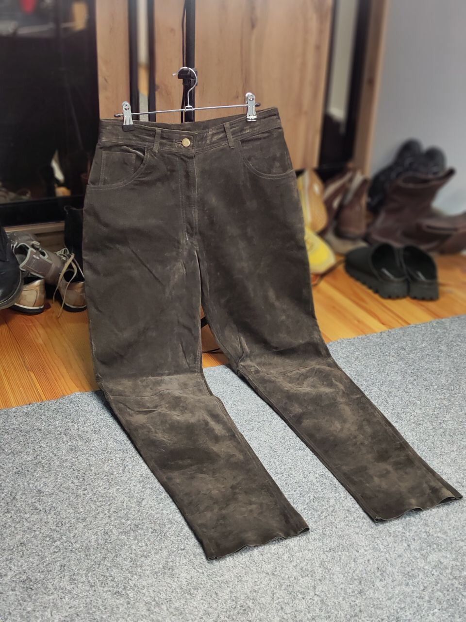 Japanese Brand Vintage 90's Japan dark brown suede leather Women's Pants Size 32" / US 10 / IT 46 - 16 Thumbnail
