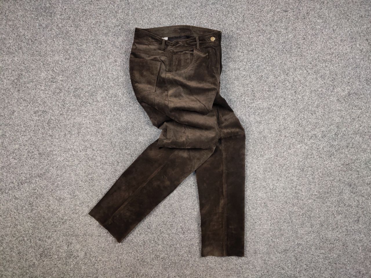 Japanese Brand Vintage 90's Japan dark brown suede leather Women's Pants Size 32" / US 10 / IT 46 - 1 Thumbnail
