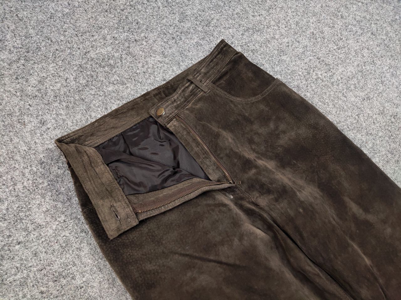 Japanese Brand Vintage 90's Japan dark brown suede leather Women's Pants Size 32" / US 10 / IT 46 - 10 Thumbnail