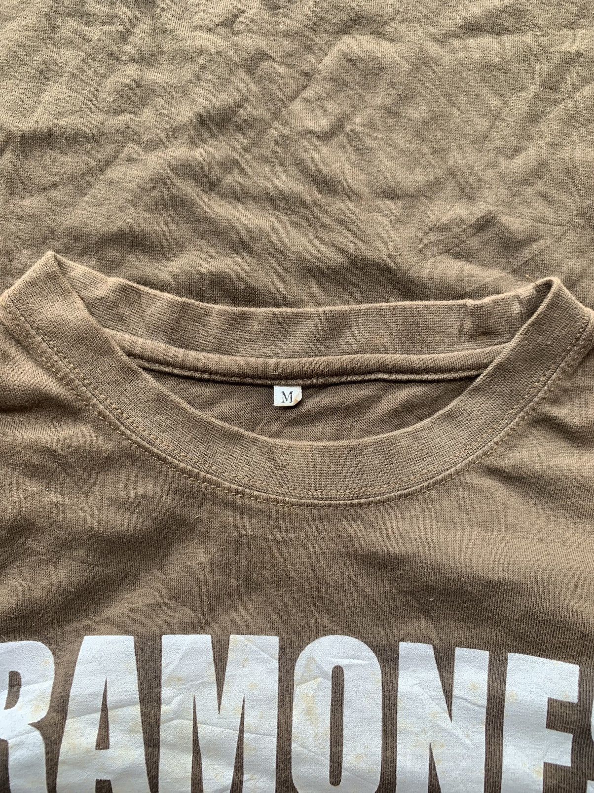 Band Tees Vintage Y2k Japanese RAMONES Band T-Shirt Size M / US 6-8 / IT 42-44 - 4 Thumbnail