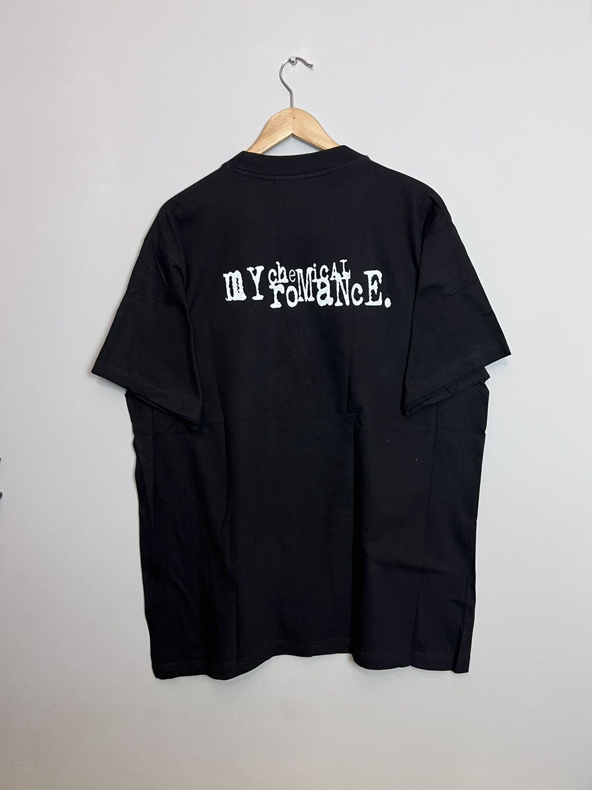 Band Tees VINTAGE MY CHEMICAL ROMANCE BAND T SHIRT PROMO ALBUM RARE Size US XL / EU 56 / 4 - 2 Thumbnail