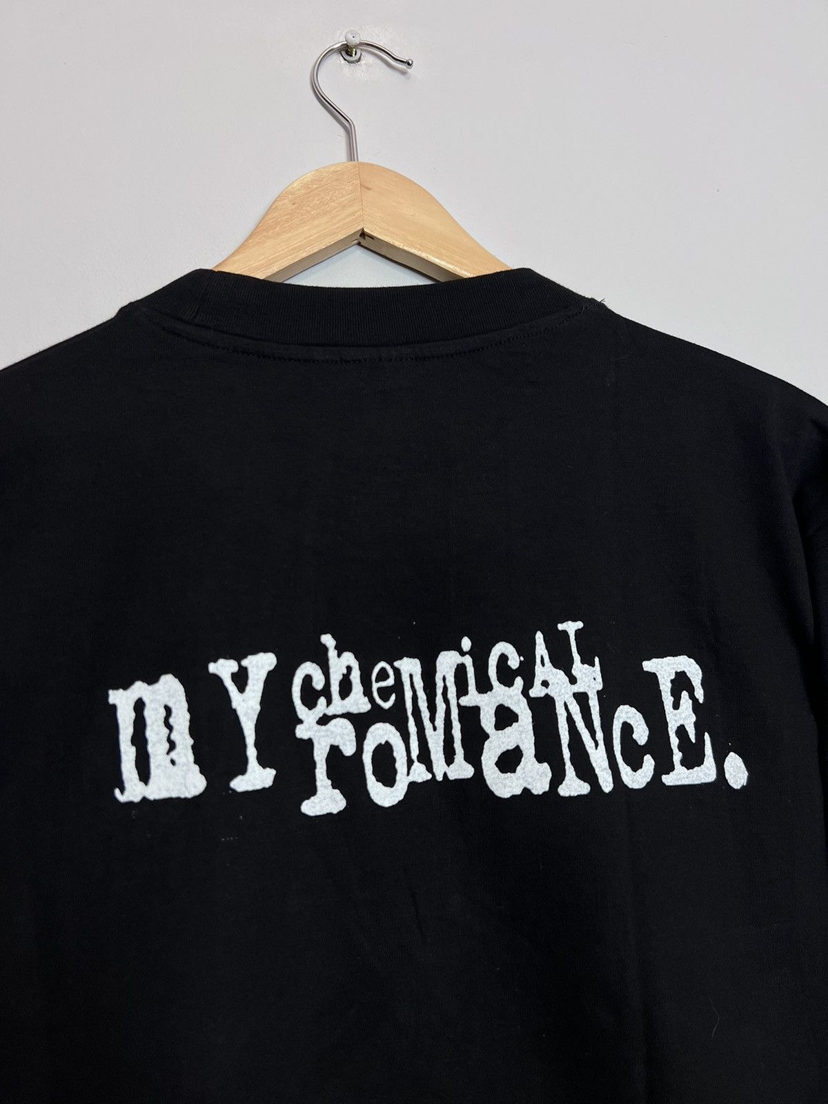 Band Tees VINTAGE MY CHEMICAL ROMANCE BAND T SHIRT PROMO ALBUM RARE Size US XL / EU 56 / 4 - 4 Thumbnail