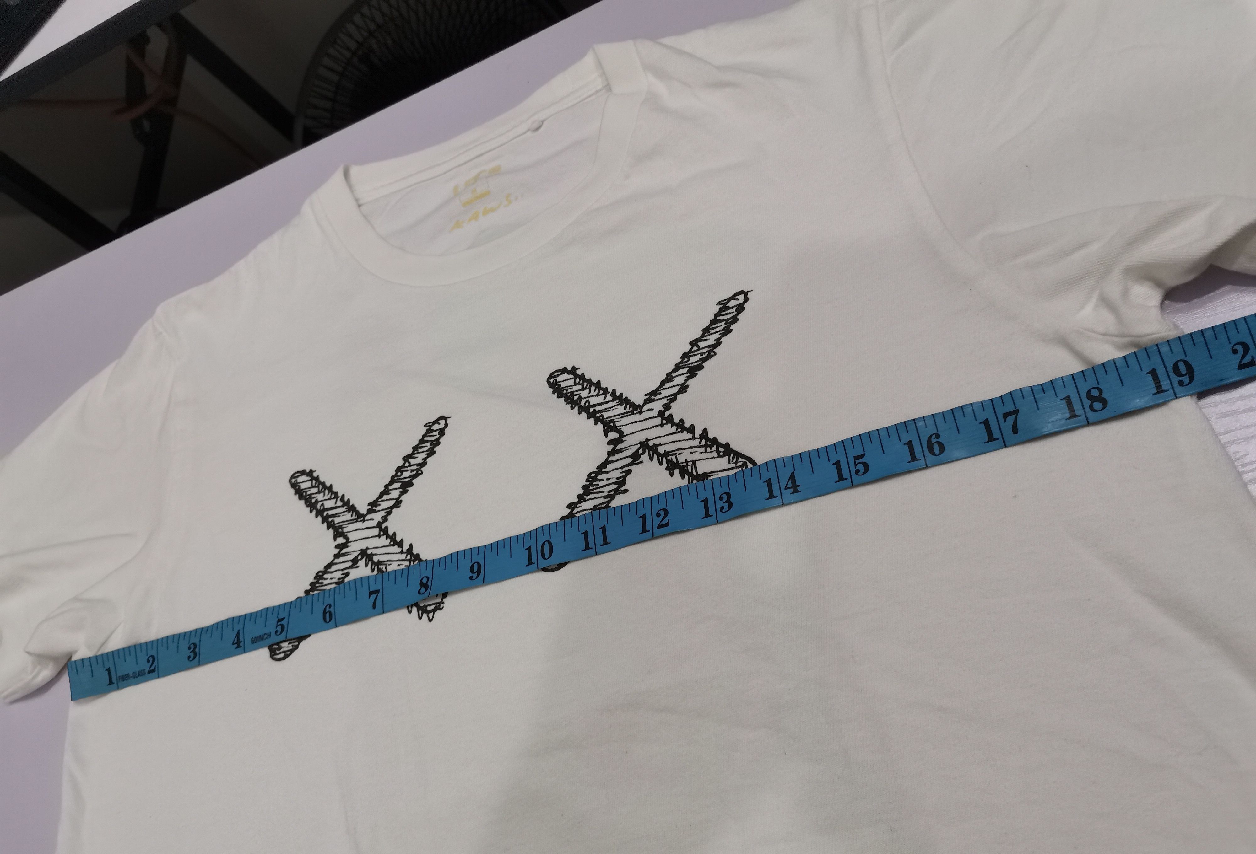 Designer × Kaws × Vintage Kaws Skull Flayed Tee Uniqlo Size US M / EU 48-50 / 2 - 6 Thumbnail