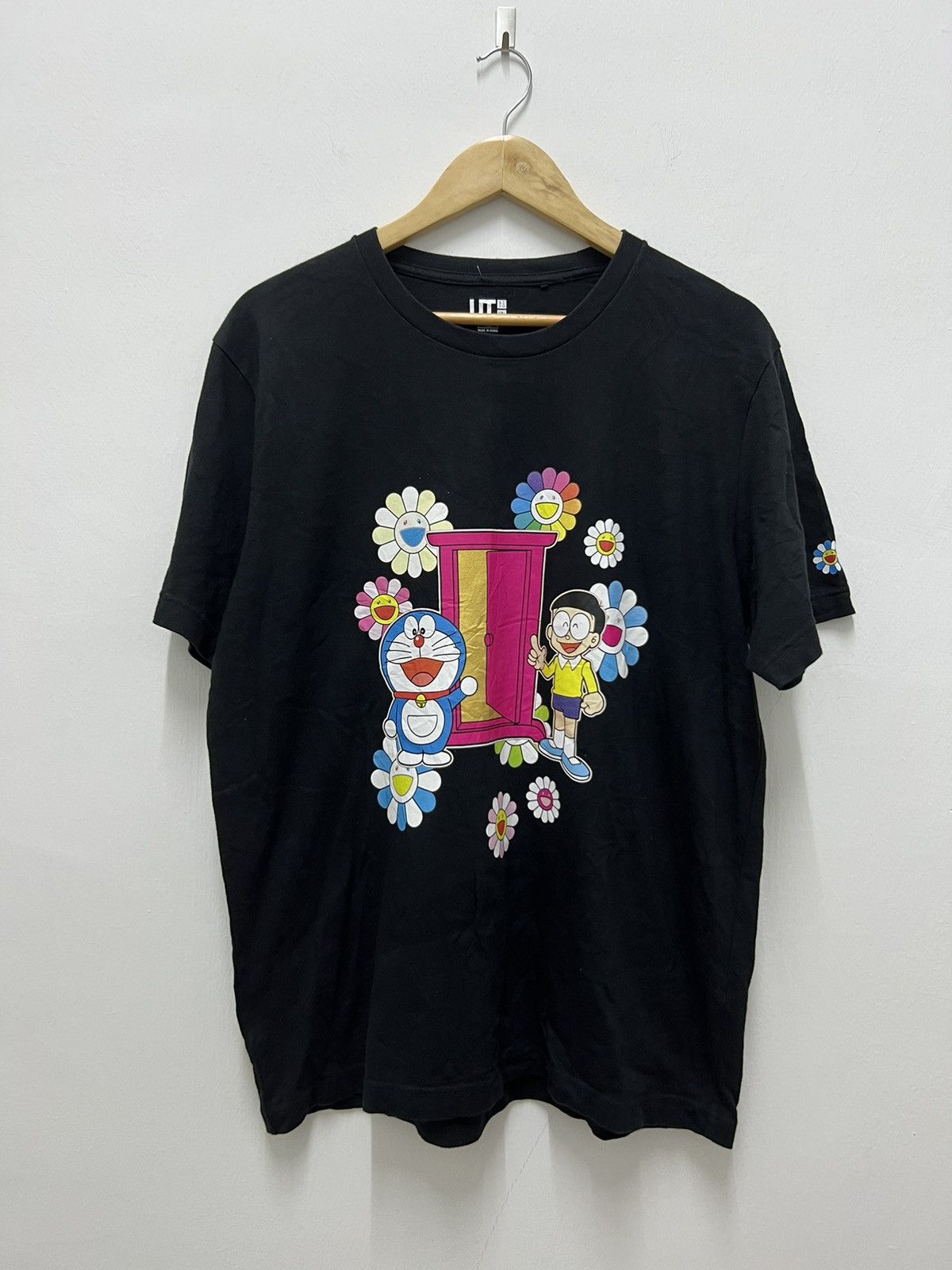 Uniqlo Doreamon Murakami By Uniqlo XL Size Size US XL / EU 56 / 4 - 1 Thumbnail