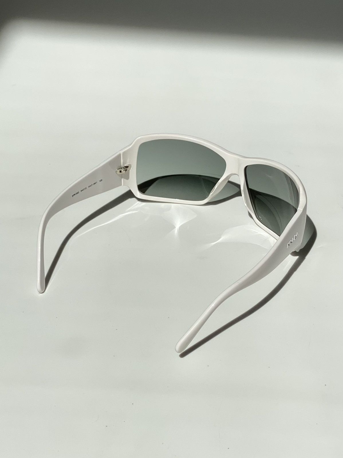 Prada PRADA Logo Square Sunglasses Vintage SPR 09G Size ONE SIZE - 7 Thumbnail