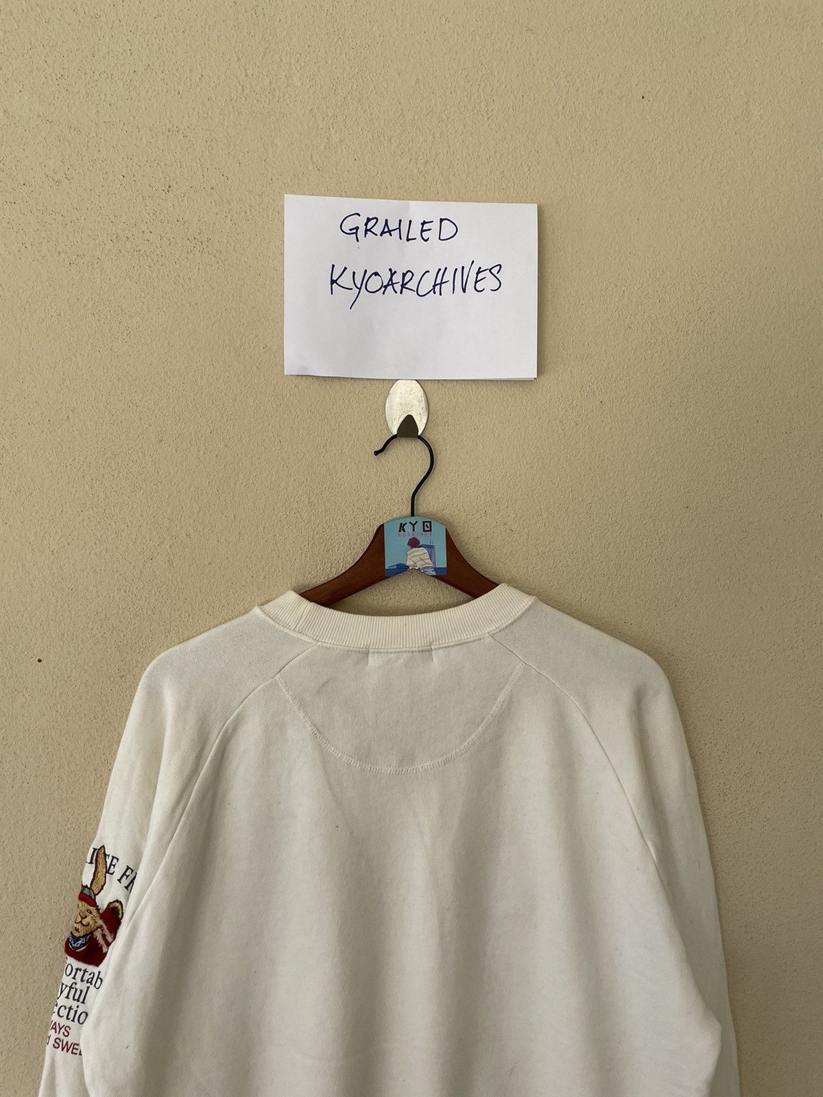 Japanese Brand × Vintage VINTAGE EMBROIDERED RABBIT SWEATSHIRT Size US L / EU 52-54 / 3 - 7 Thumbnail