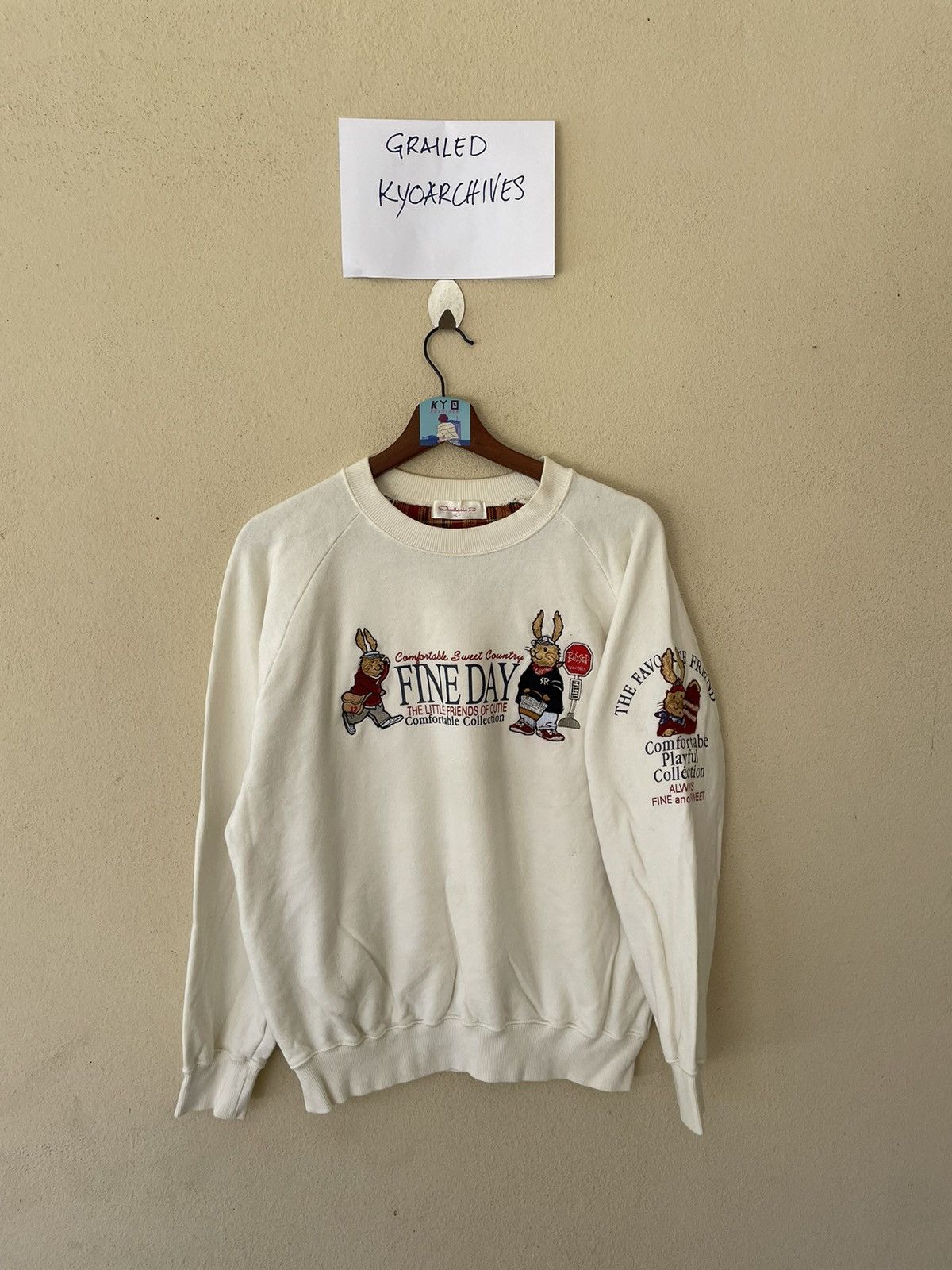 Japanese Brand × Vintage VINTAGE EMBROIDERED RABBIT SWEATSHIRT Size US L / EU 52-54 / 3 - 1 Thumbnail