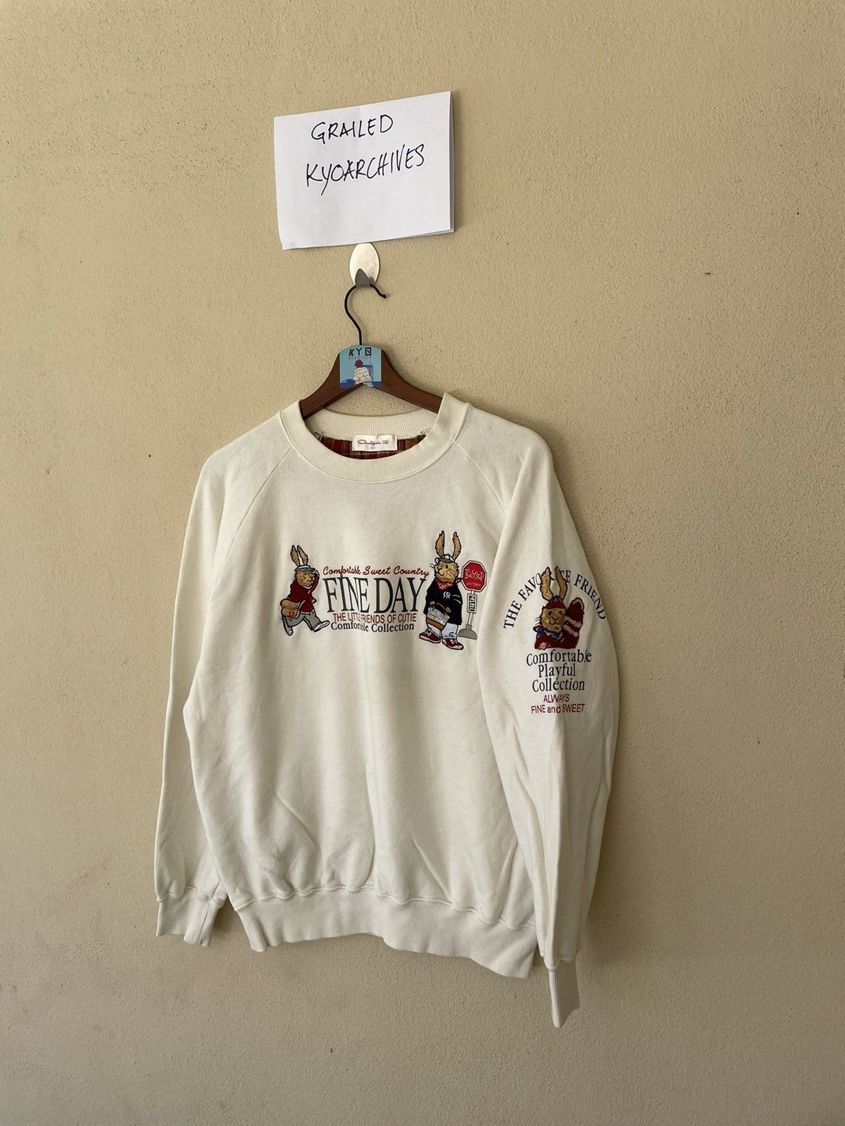 Japanese Brand × Vintage VINTAGE EMBROIDERED RABBIT SWEATSHIRT Size US L / EU 52-54 / 3 - 2 Thumbnail