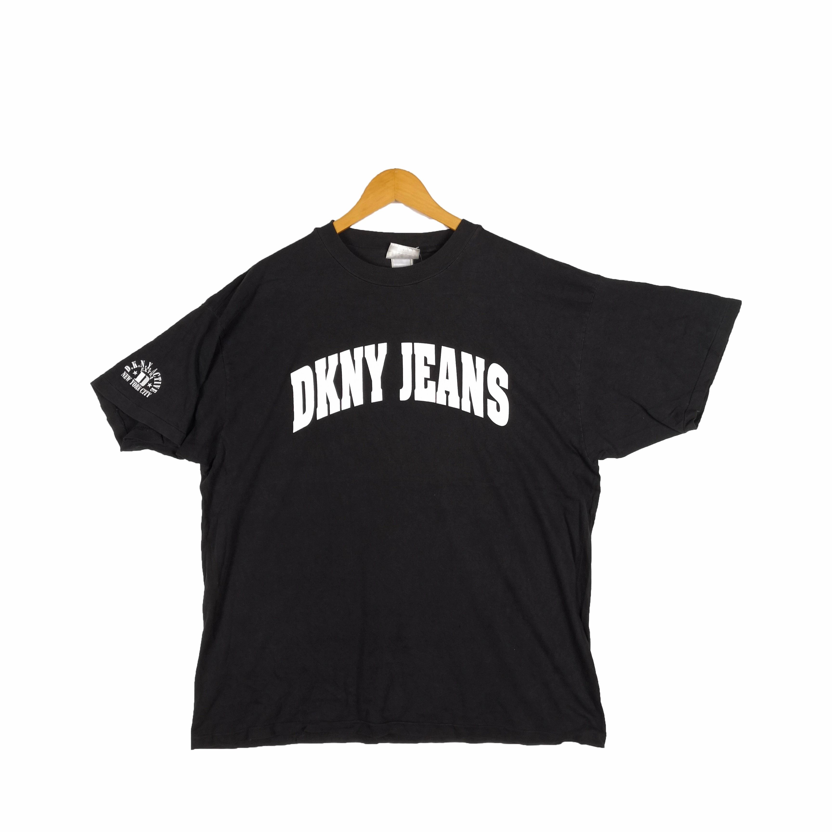 DKNY Vintage DKNY T Shirt DKNY Jeans Crewneck Tee Size US L / EU 52-54 / 3 - 1 Thumbnail