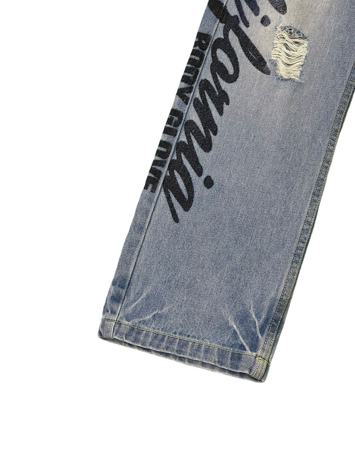 Body Glove Straight Jeans Body Glove Distress Low Rise 3🟦0 Size US 31 - 5 Thumbnail
