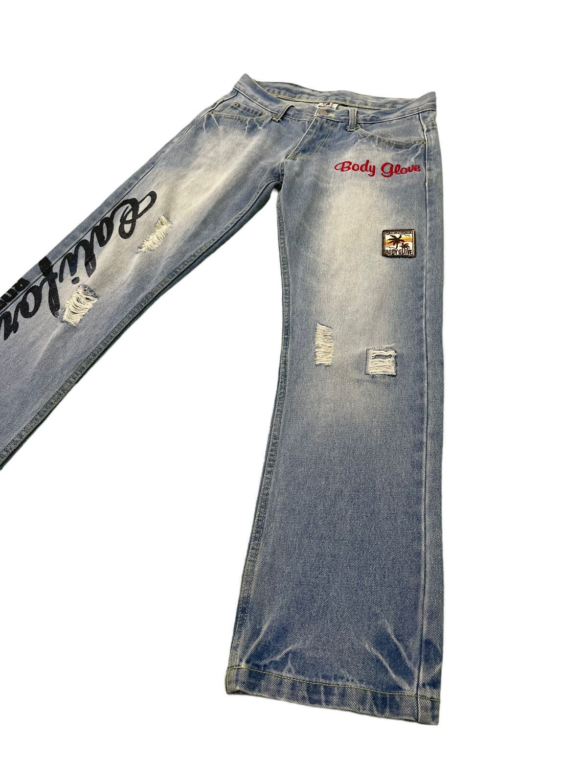 Body Glove Straight Jeans Body Glove Distress Low Rise 3🟦0 Size US 31 - 3 Thumbnail