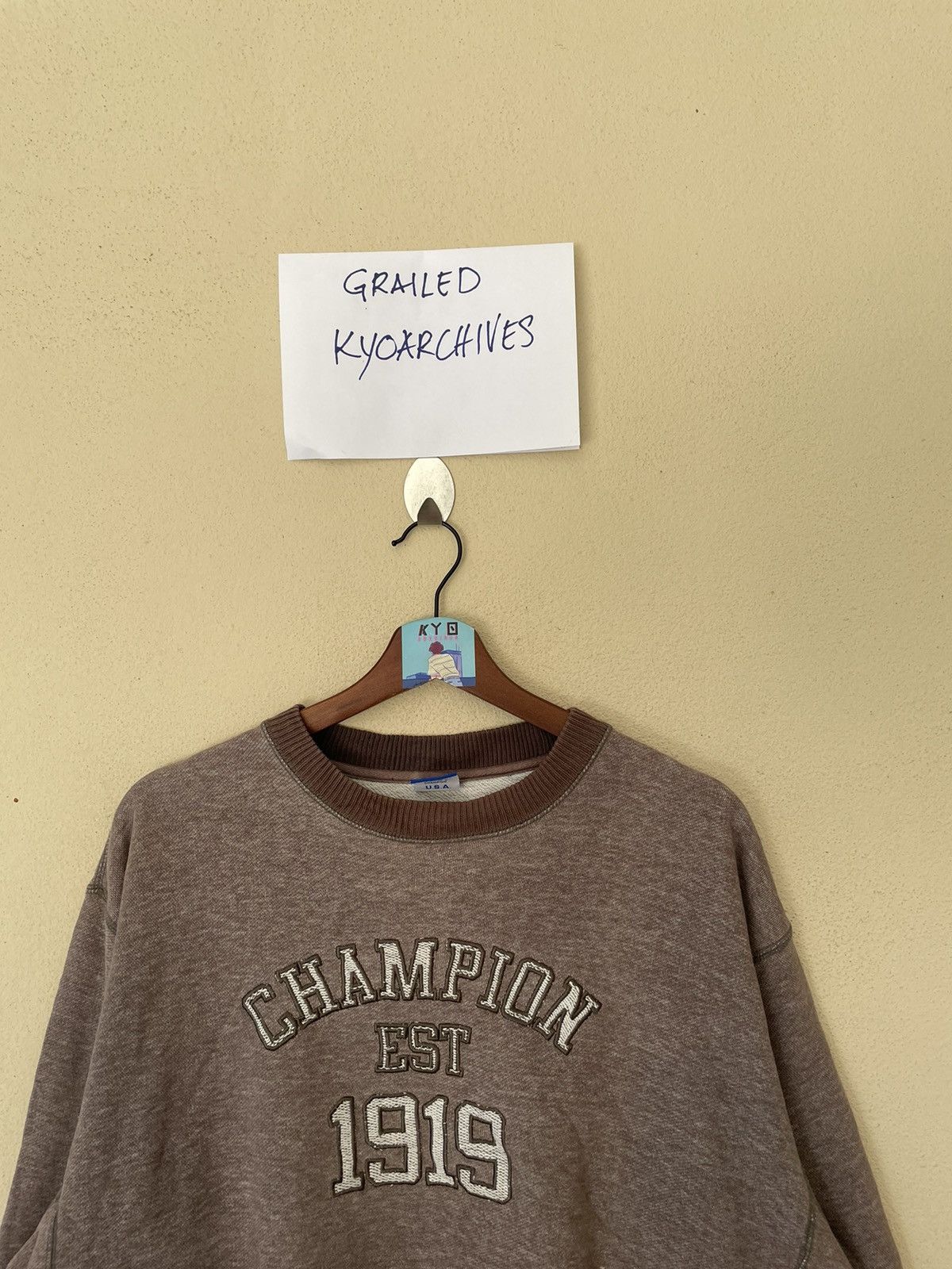 Champion VINTAGE EMBROIDERED CHAMPION SWEATSHIRT Size US XXL / EU 58 / 5 - 3 Thumbnail