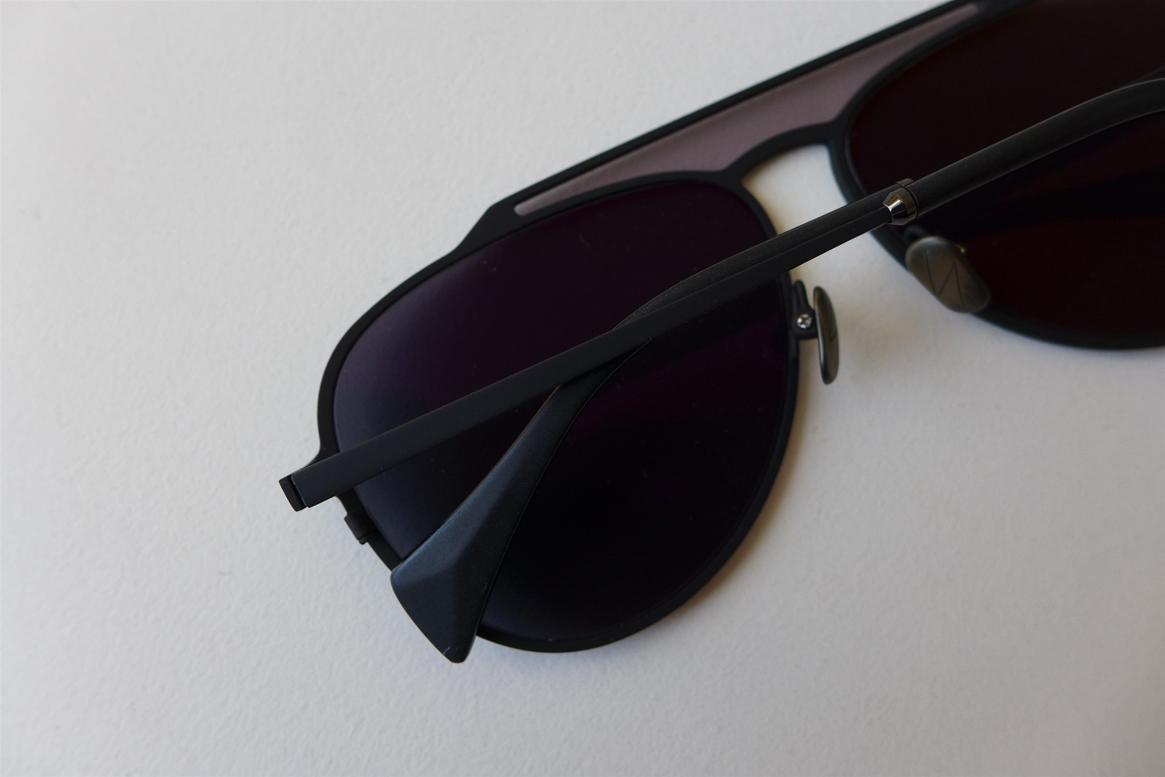 Yohji Yamamoto Yohji Yamamoto YY7039 Aviator Sunglasses - Black. Size ONE SIZE - 6 Thumbnail