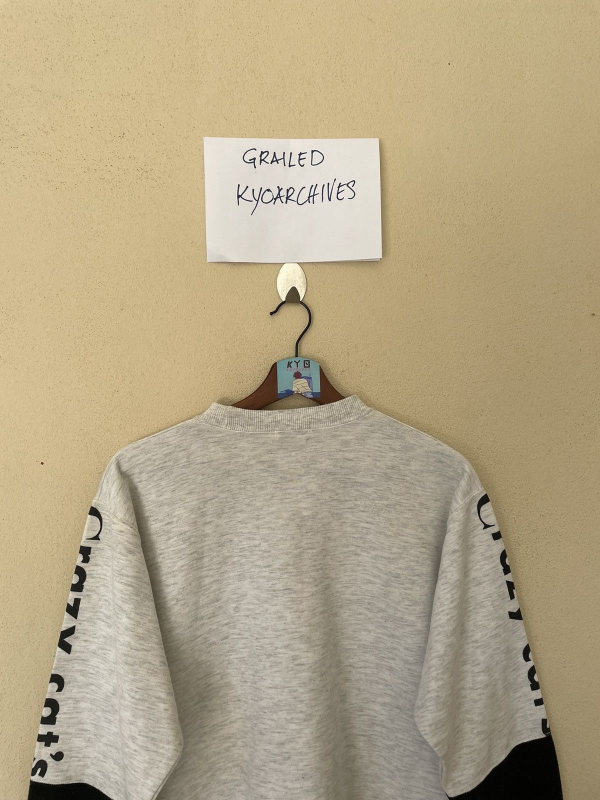Japanese Brand × Vintage VINTAGE CRAZY CAT SWEATSHIRT Size US L / EU 52-54 / 3 - 7 Thumbnail