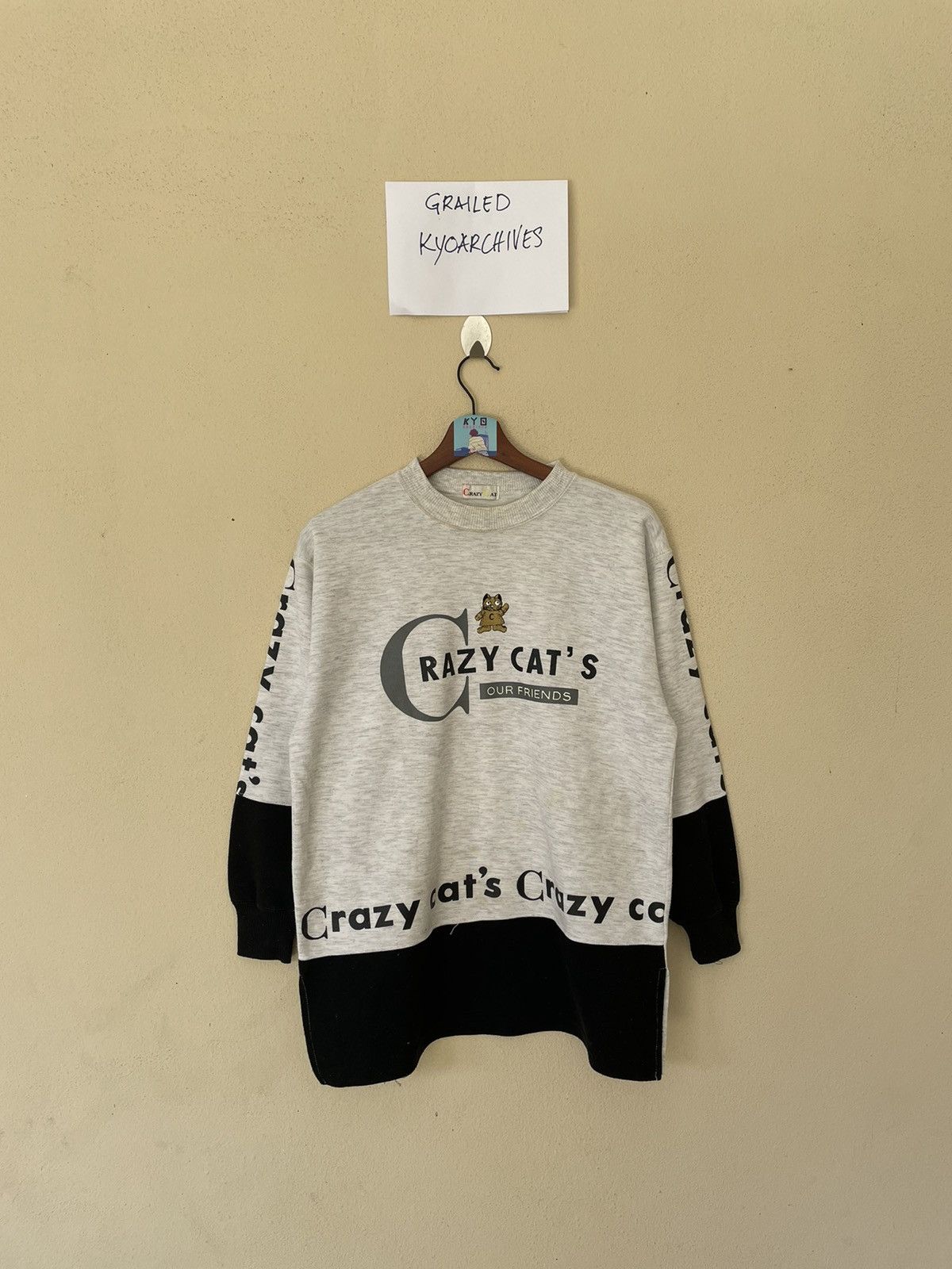 Japanese Brand × Vintage VINTAGE CRAZY CAT SWEATSHIRT Size US L / EU 52-54 / 3 - 1 Thumbnail