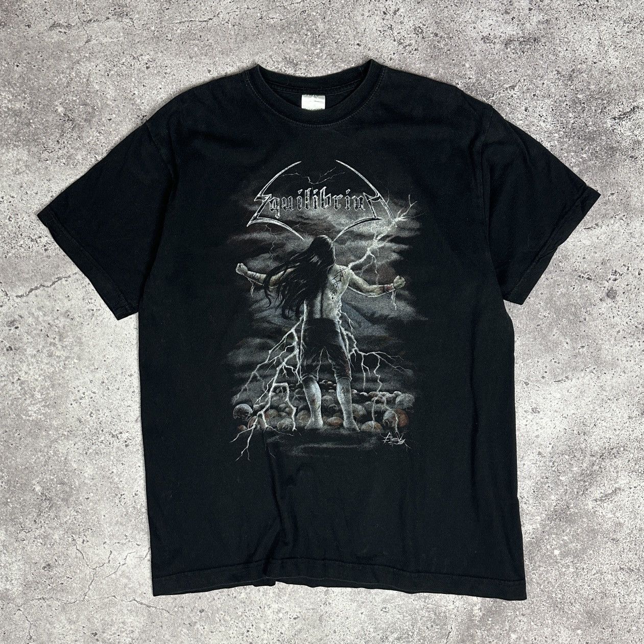 Band Tees Vintage 00s Equilibrium Unbesiegt German Rock band tee y2k Size US L / EU 52-54 / 3 - 1 Thumbnail