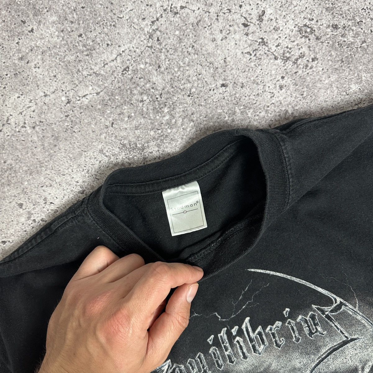 Band Tees Vintage 00s Equilibrium Unbesiegt German Rock band tee y2k Size US L / EU 52-54 / 3 - 6 Thumbnail