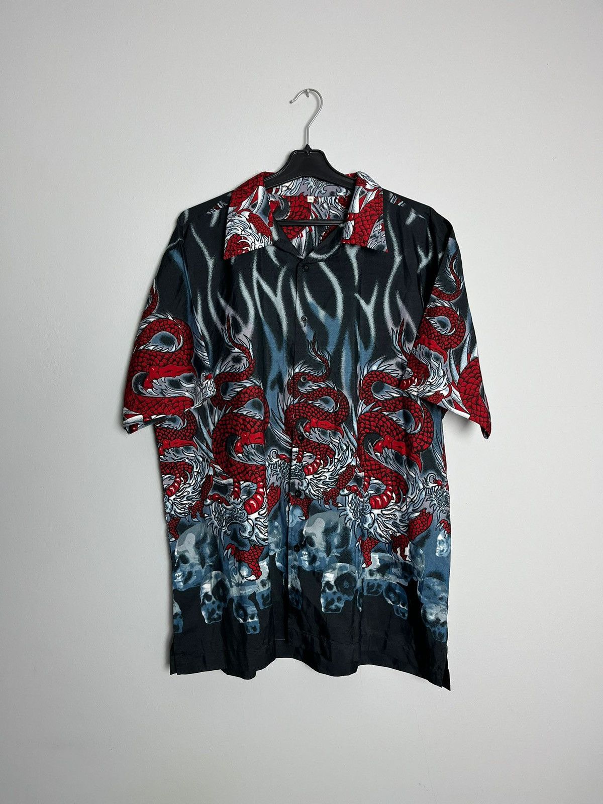 Vintage y2k dragon shirt japanese