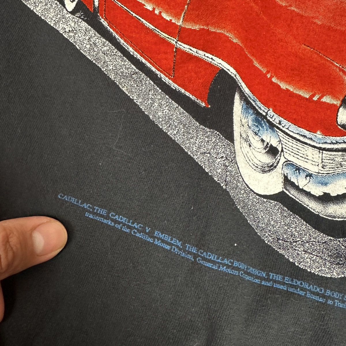 Trinity The Label Vintage 90s Cadillac Emblem V retro graphic print tee y2k Size US M / EU 48-50 / 2 - 4 Thumbnail