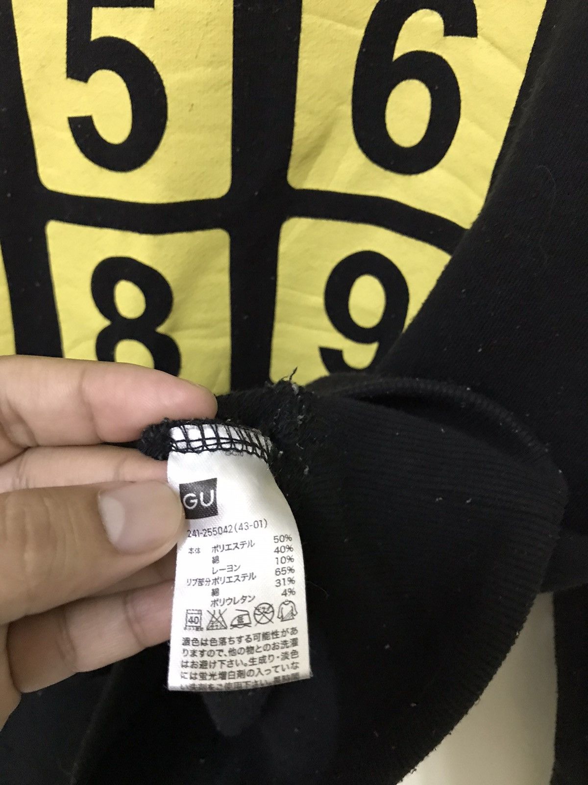 Japanese Brand Japanese Streetwear Sweatshirt Crewneck Big Number Size US L / EU 52-54 / 3 - 7 Thumbnail