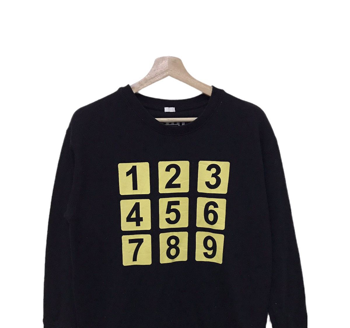 Japanese Brand Japanese Streetwear Sweatshirt Crewneck Big Number Size US L / EU 52-54 / 3 - 2 Thumbnail